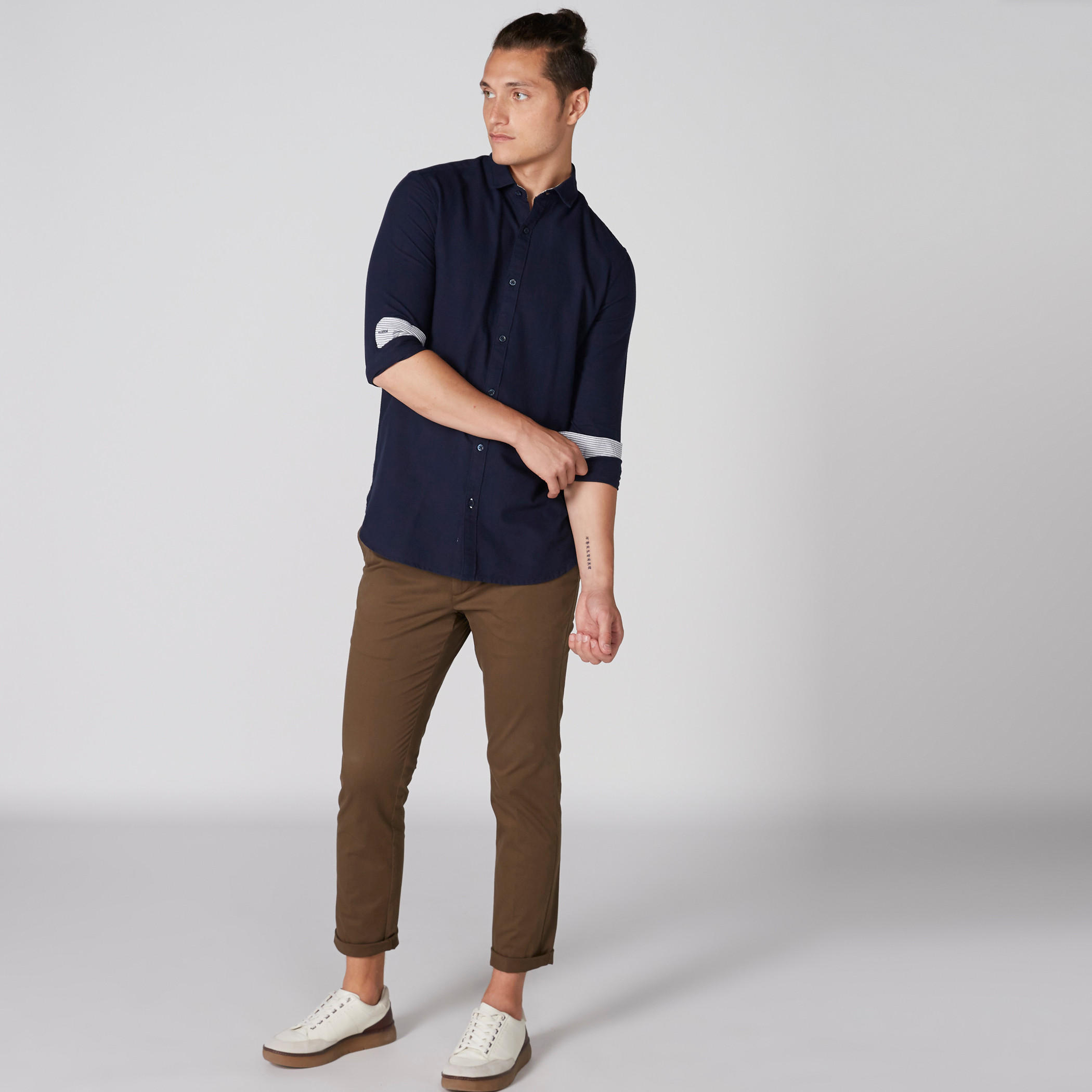 قميص بأكمام طويلة ووصلة أزرار كاملة-men-clothing-shirts-image-1