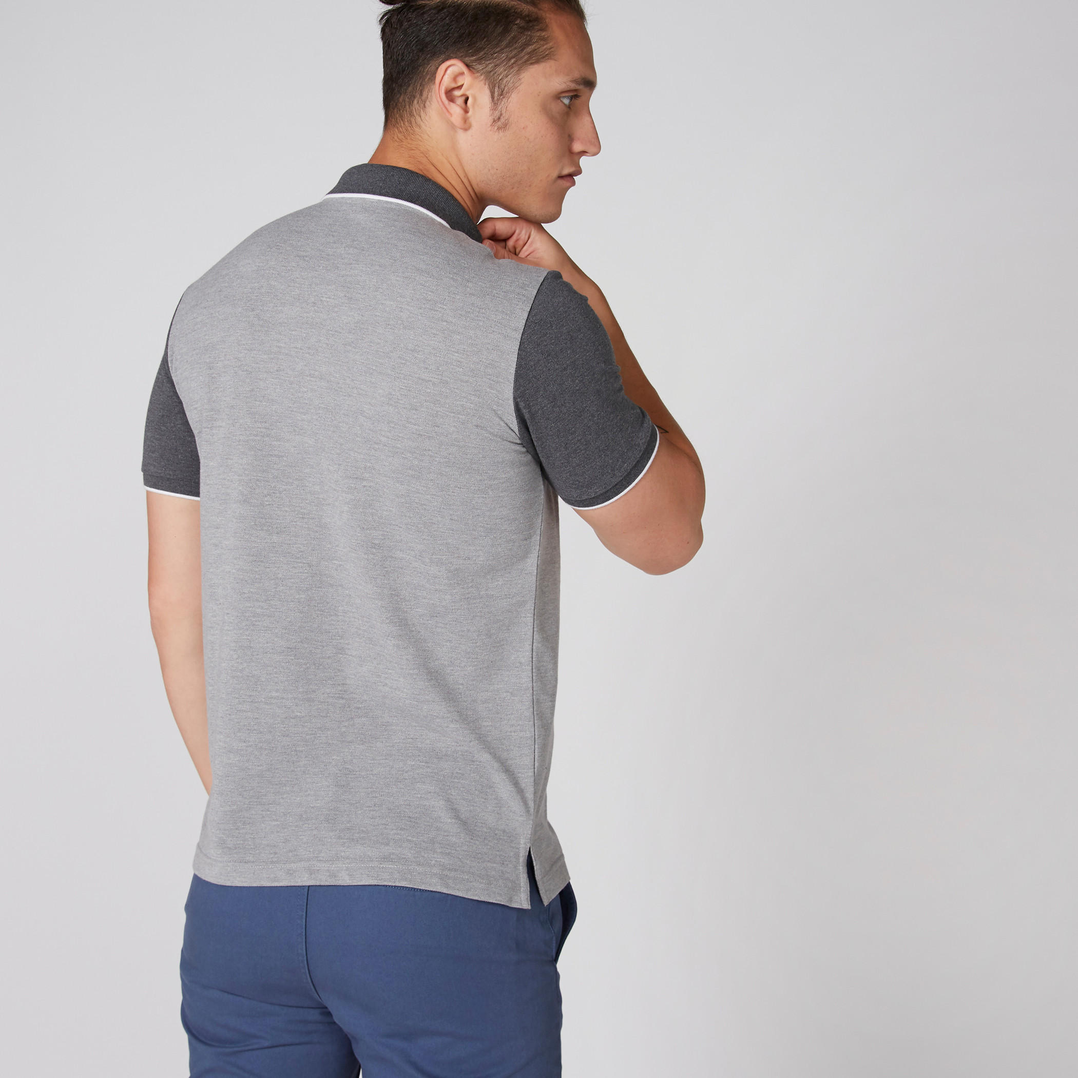 تيشيرت مطرّز بياقة بولو وأكمام قصيرة-men-clothing-tshirtsandpolos-polos-image-2