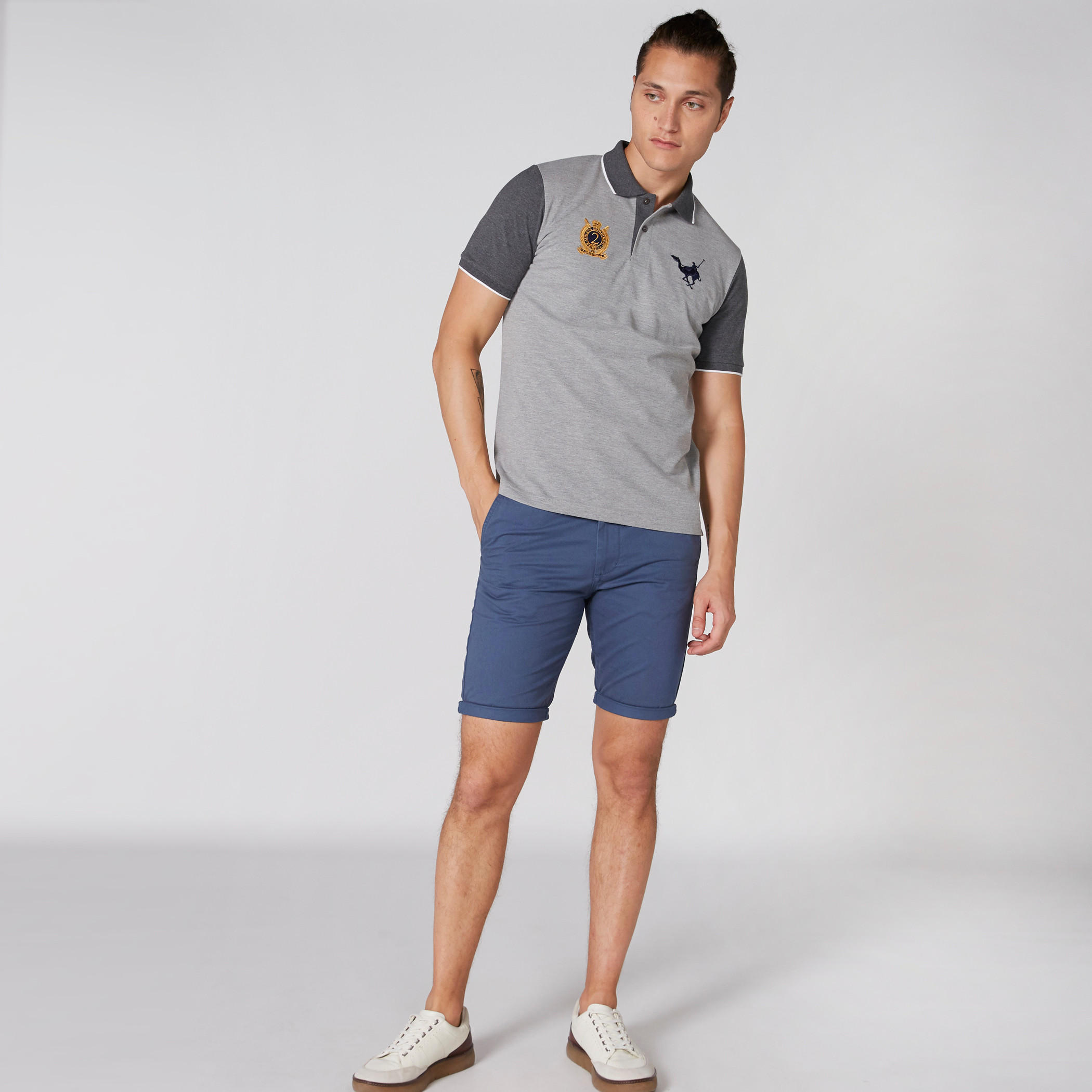 تيشيرت مطرّز بياقة بولو وأكمام قصيرة-men-clothing-tshirtsandpolos-polos-image-3