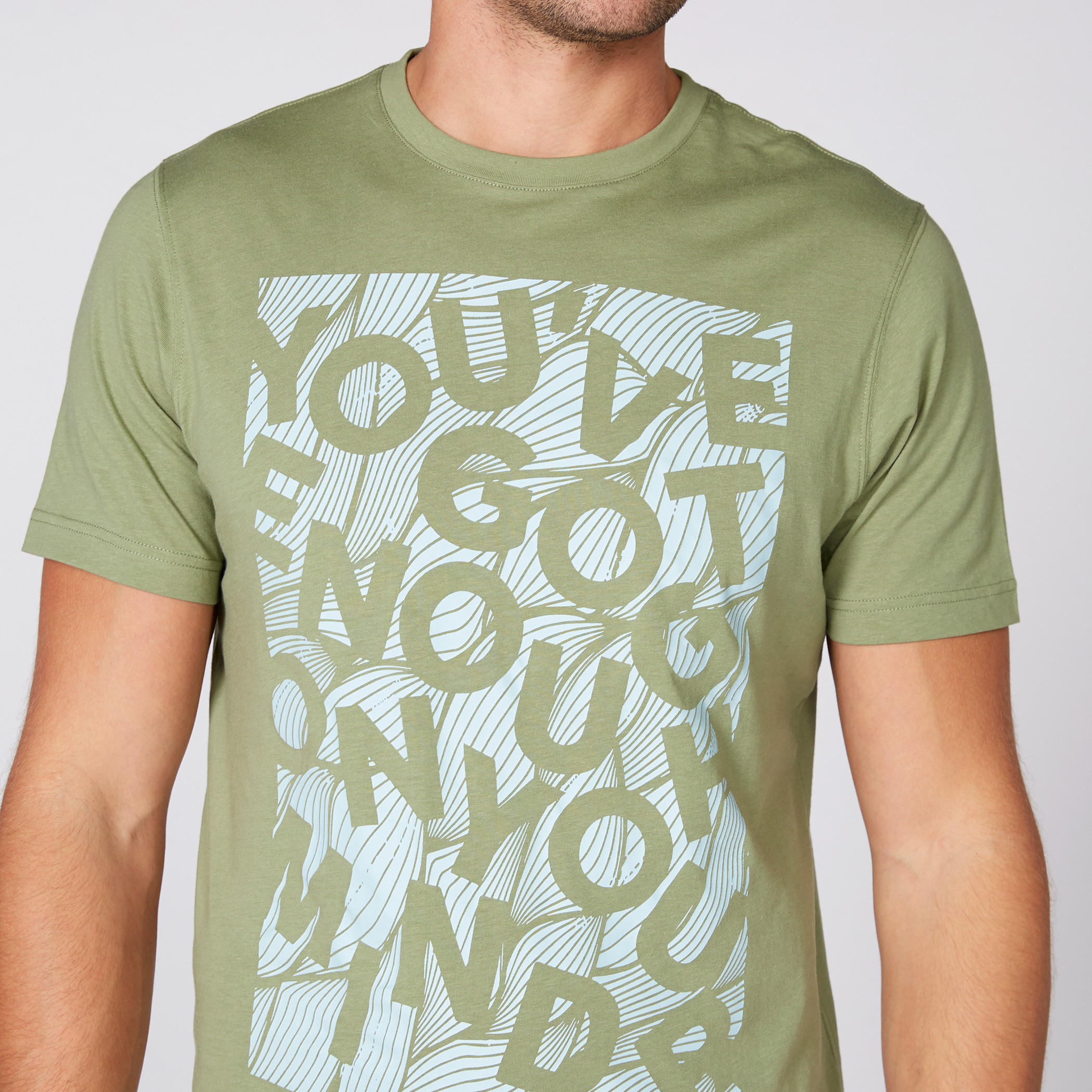 تيشيرت بياقة مستديرة وأكمام قصيرة مع طبعات-men-clothing-tshirtsandpolos-tshirts-image-2