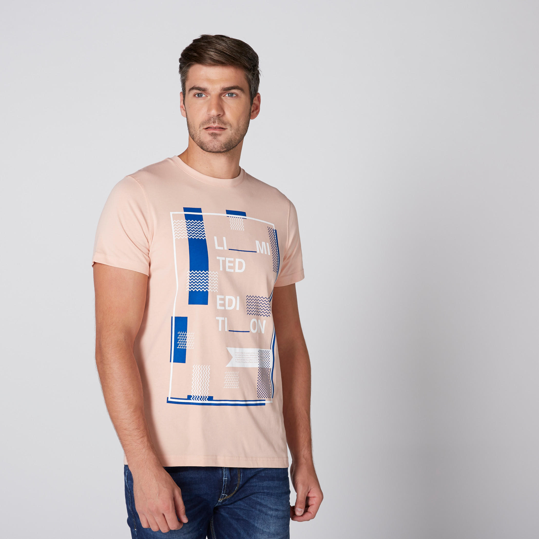 تيشيرت بأكمام قصيرة وطبعات-men-clothing-tshirtsandpolos-tshirts-image-1