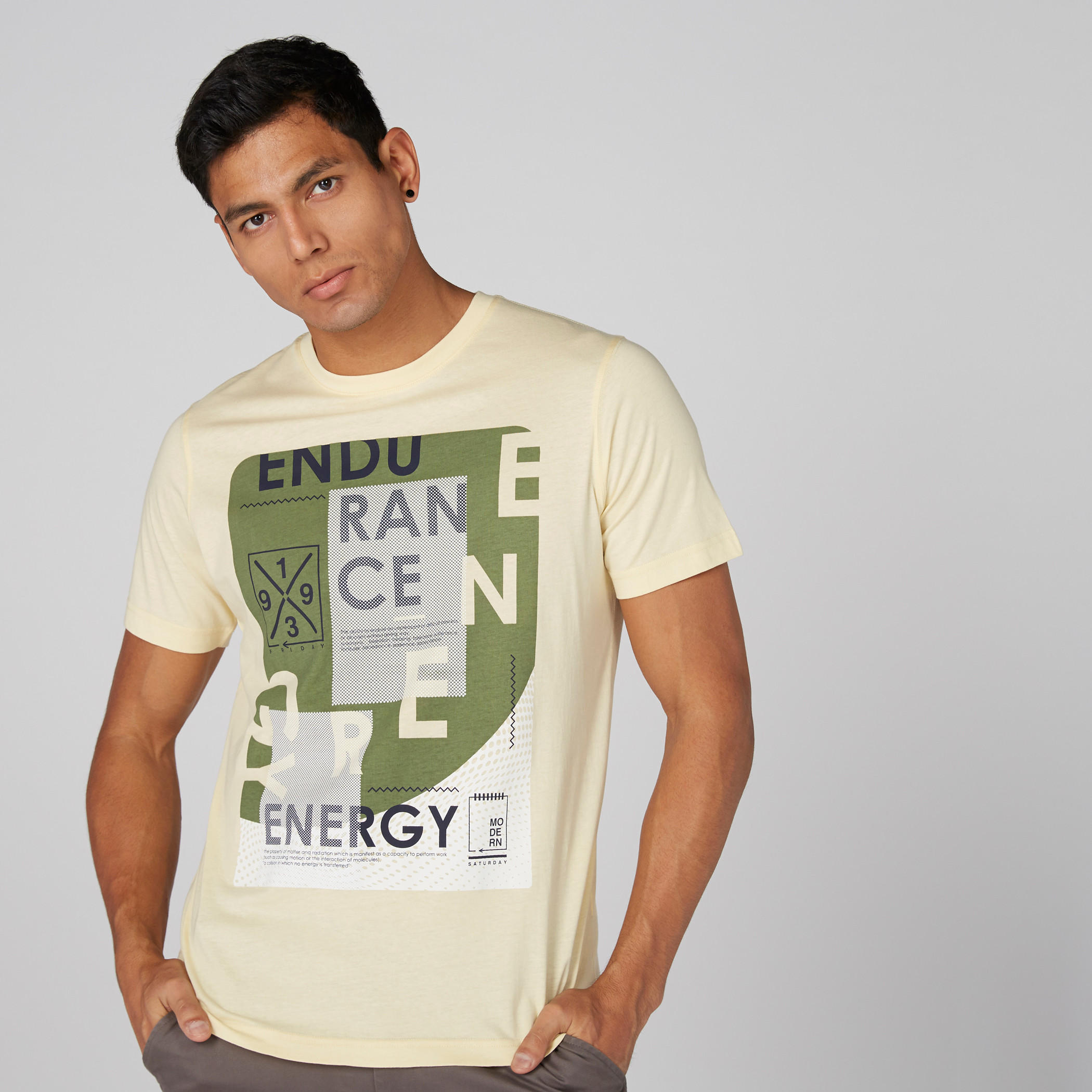 تيشيرت بياقة مستديرة وأكمام قصيرة وطبعات-men-clothing-tshirtsandpolos-tshirts-image-1