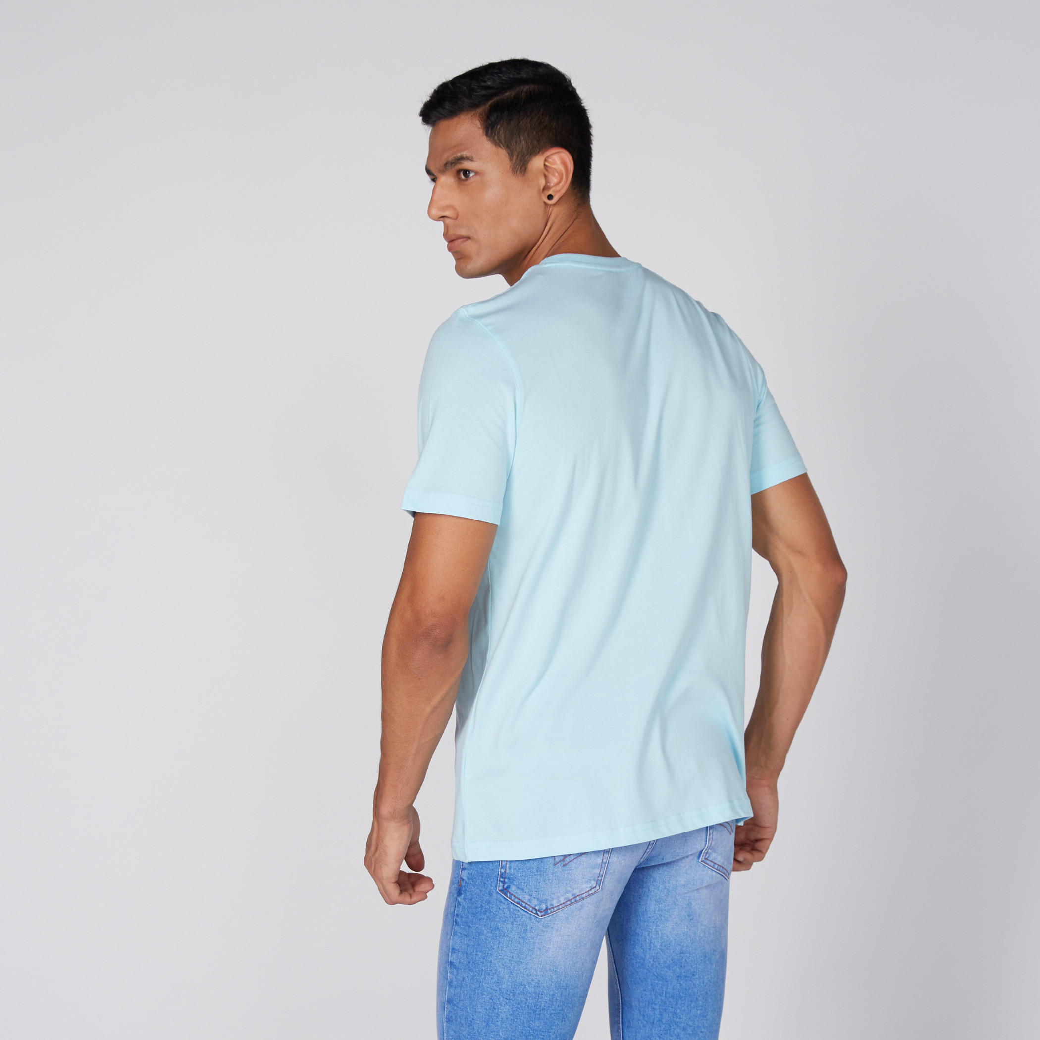 تيشيرت بياقة مستديرة وأكمام قصيرة وطبعات-men-clothing-tshirtsandpolos-tshirts-image-3