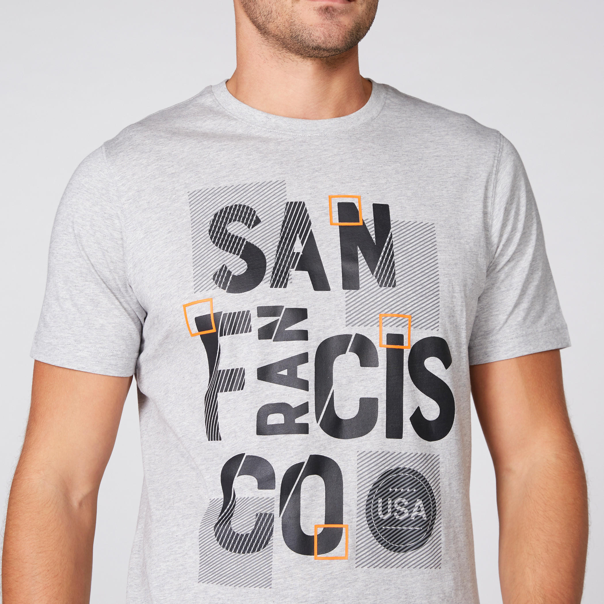 تيشيرت بياقة مستديرة وأكمام قصيرة مع طبعات-men-clothing-tshirtsandpolos-tshirts-image-2