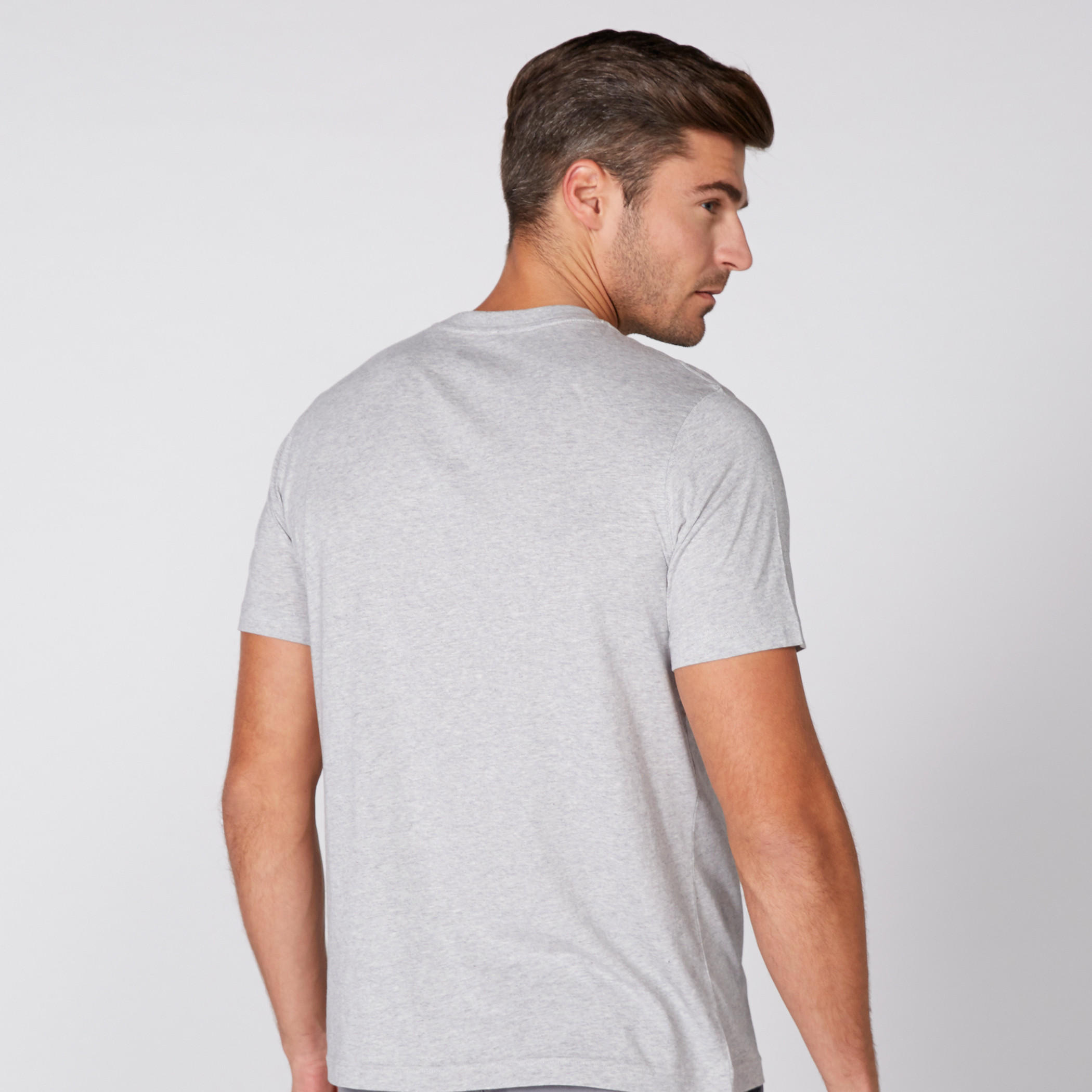 تيشيرت بياقة مستديرة وأكمام قصيرة مع طبعات-men-clothing-tshirtsandpolos-tshirts-image-4