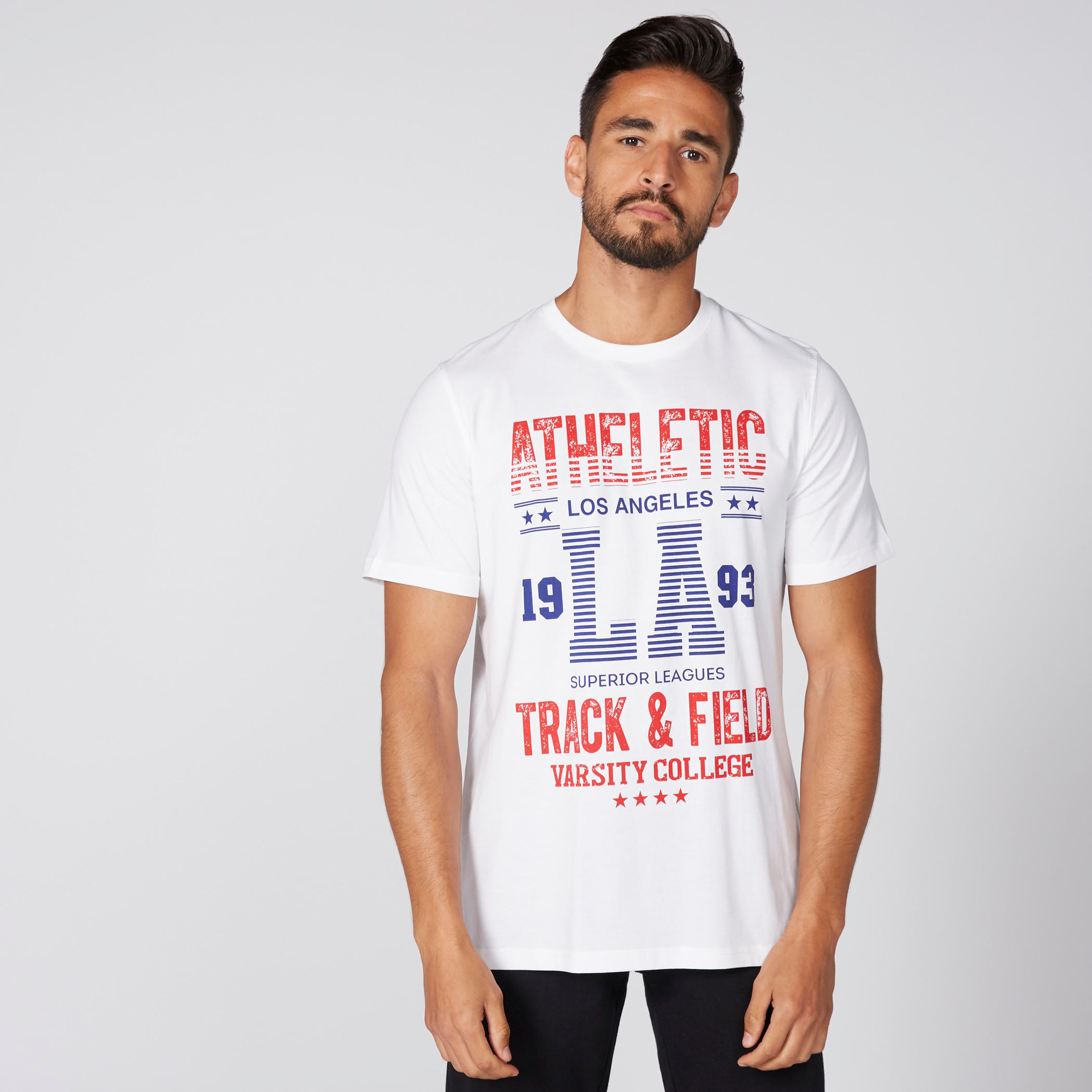 تيشيرت بياقة مستديرة وأكمام قصيرة مع طبعات-men-clothing-tshirtsandpolos-tshirts-image-1