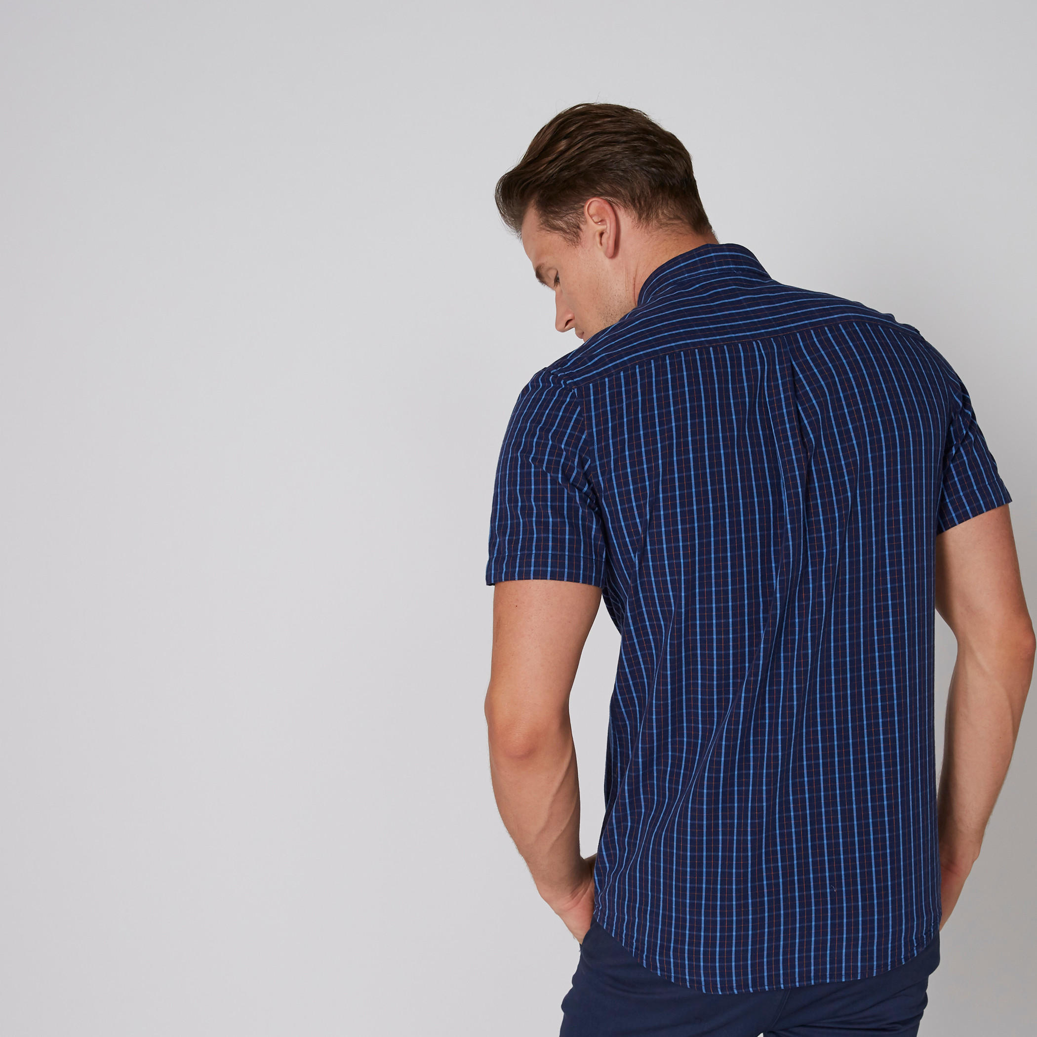 قميص كاروهات أكمام قصيرة وأزرار-men-clothing-shirts-image-2