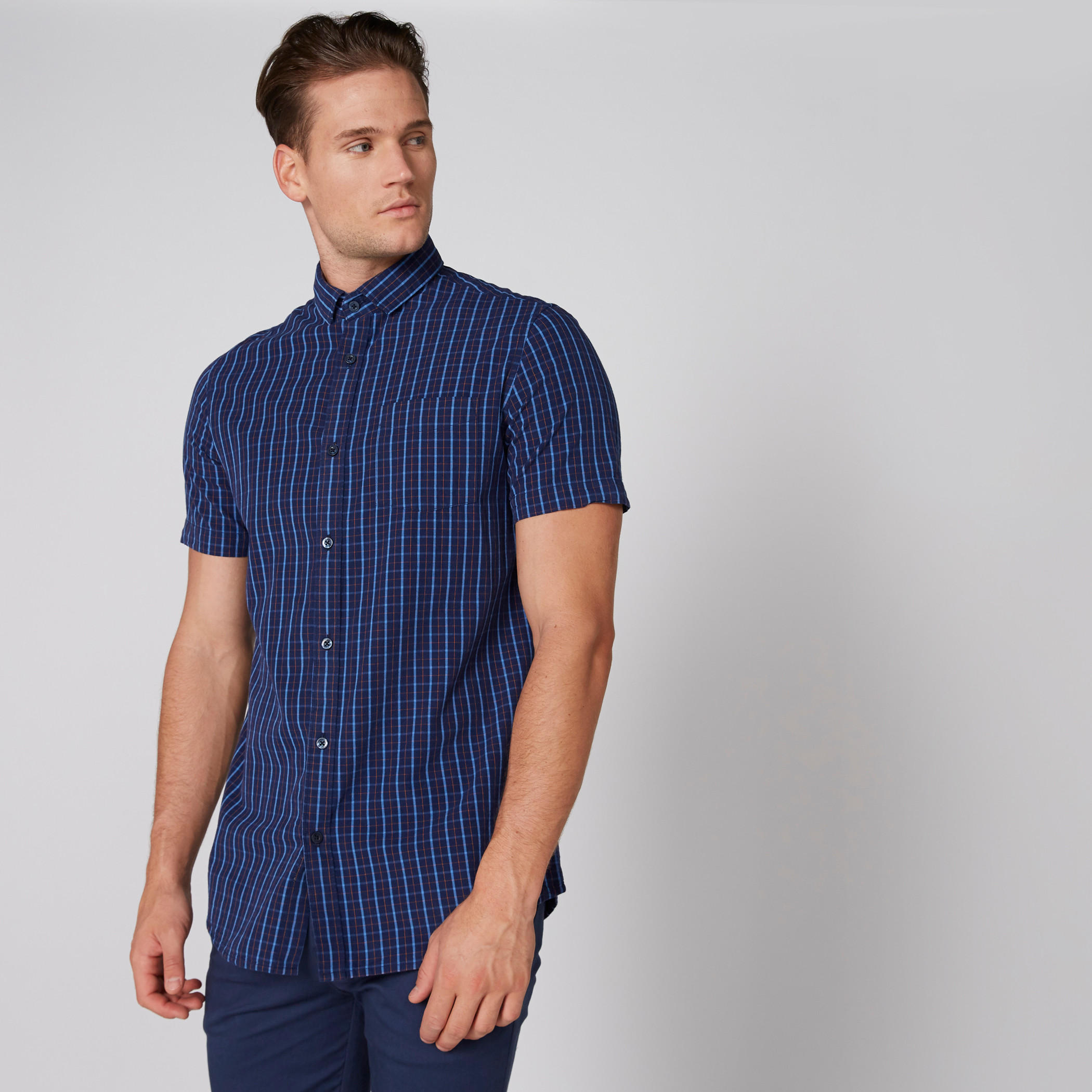 قميص كاروهات أكمام قصيرة وأزرار-men-clothing-shirts-image-3