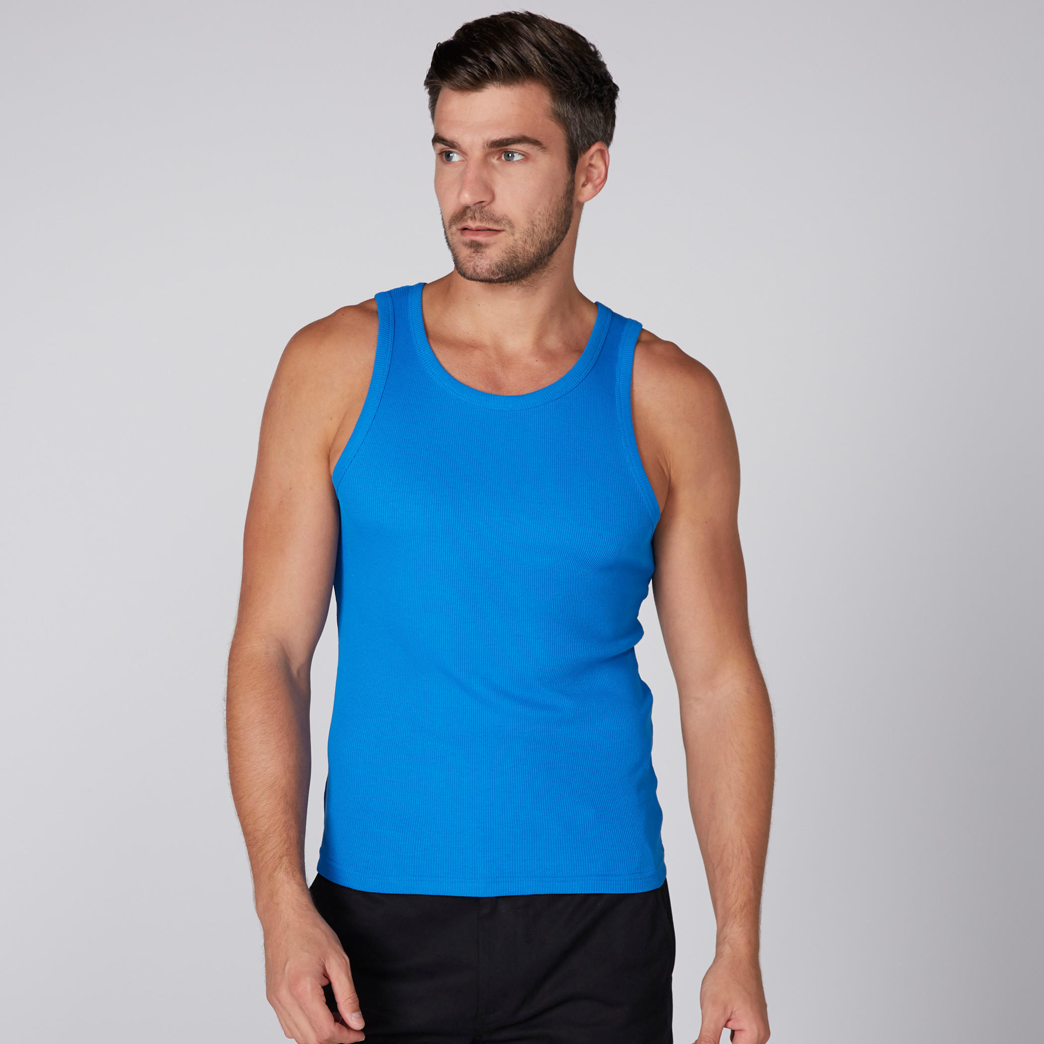 سترة فيست دون أكمام بياقة عميقة-men-clothing-tshirtsandpolos-vests-image-1
