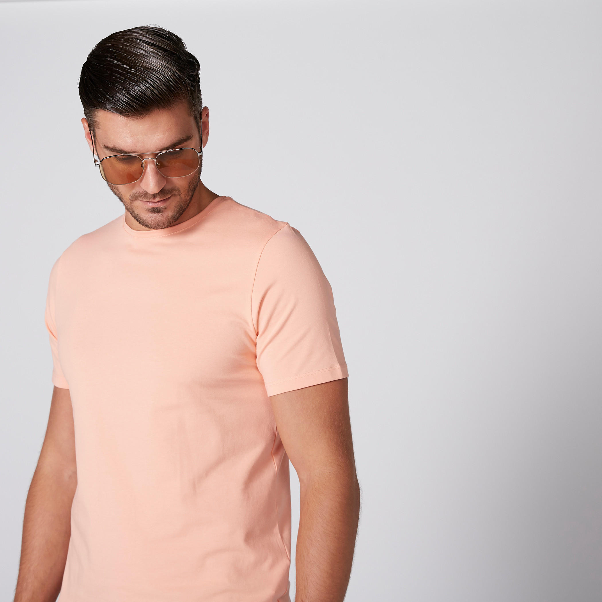 تيشيرت بياقة مستديرة وأكمام قصيرة-men-clothing-tshirtsandpolos-tshirts-image-1