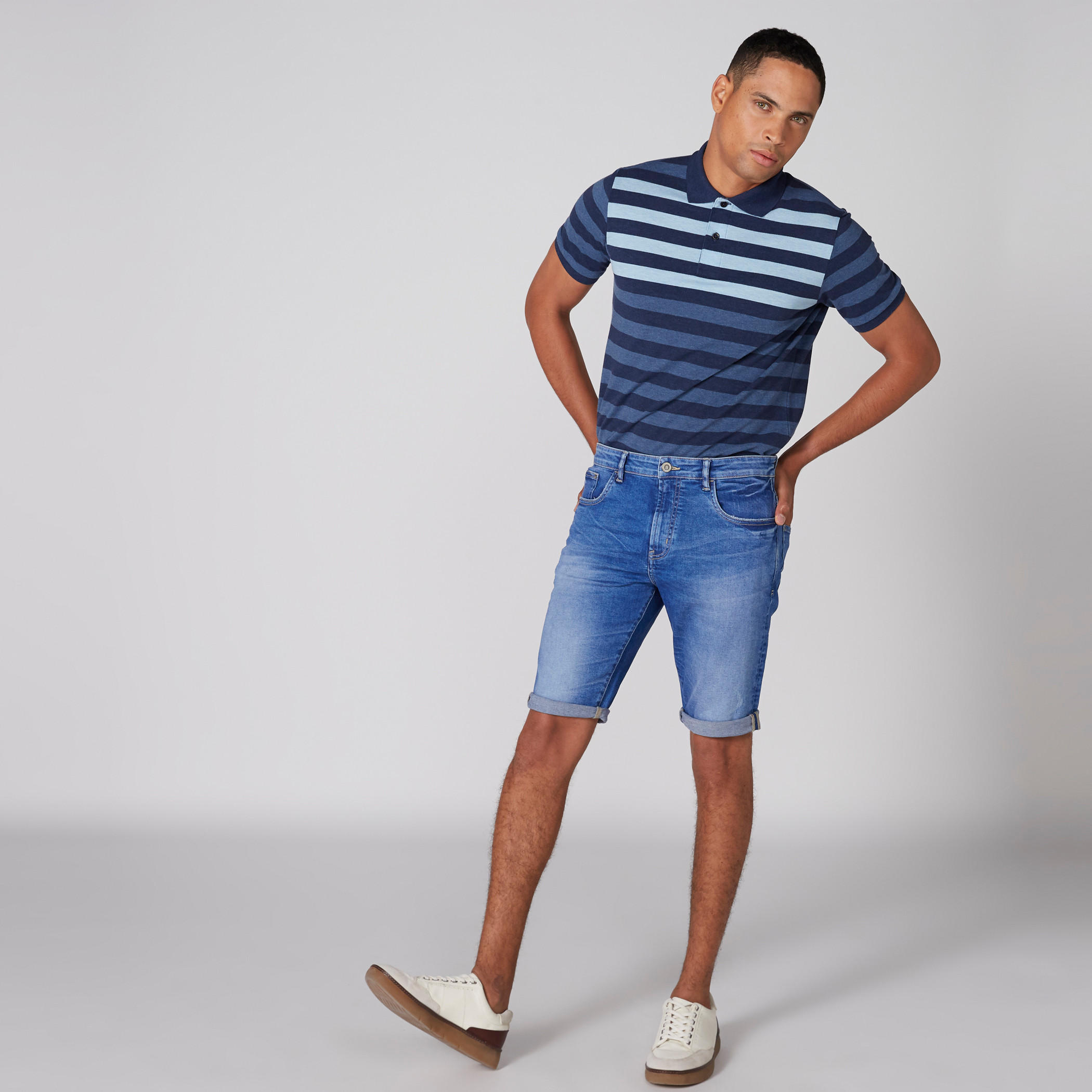 تيشيرت مقلّم بياقة بولو وأكمام قصيرة-men-clothing-tshirtsandpolos-polos-image-1