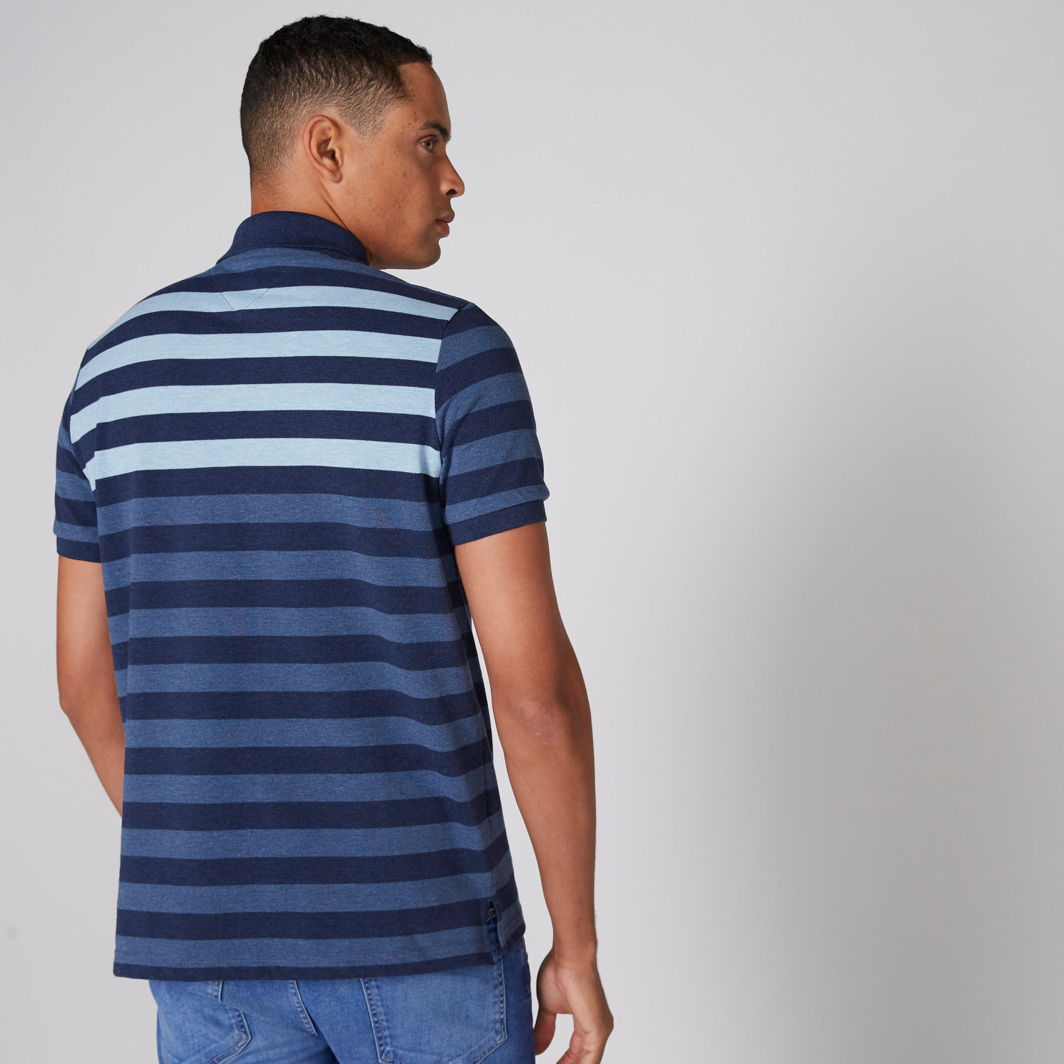 تيشيرت مقلّم بياقة بولو وأكمام قصيرة-men-clothing-tshirtsandpolos-polos-image-2
