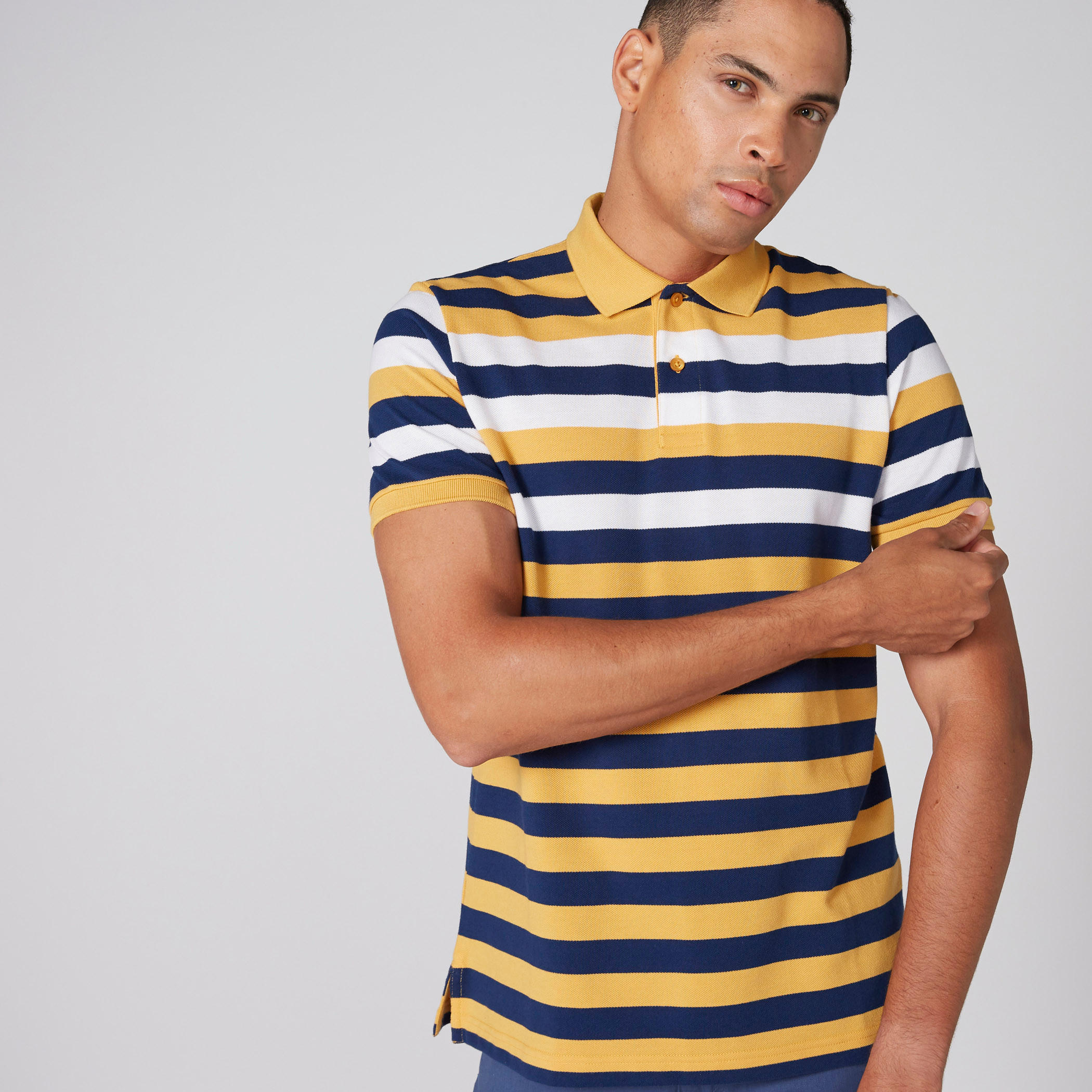 تيشيرت مقلّم بياقة بولو وأكمام قصيرة-men-clothing-tshirtsandpolos-polos-image-1
