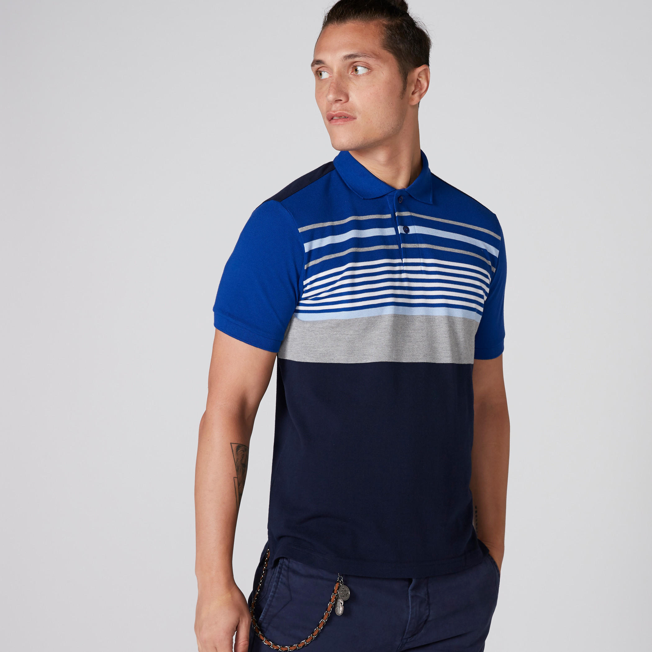 تيشيرت مقلّم بياقة بولو وأكمام قصيرة-men-clothing-tshirtsandpolos-polos-image-2