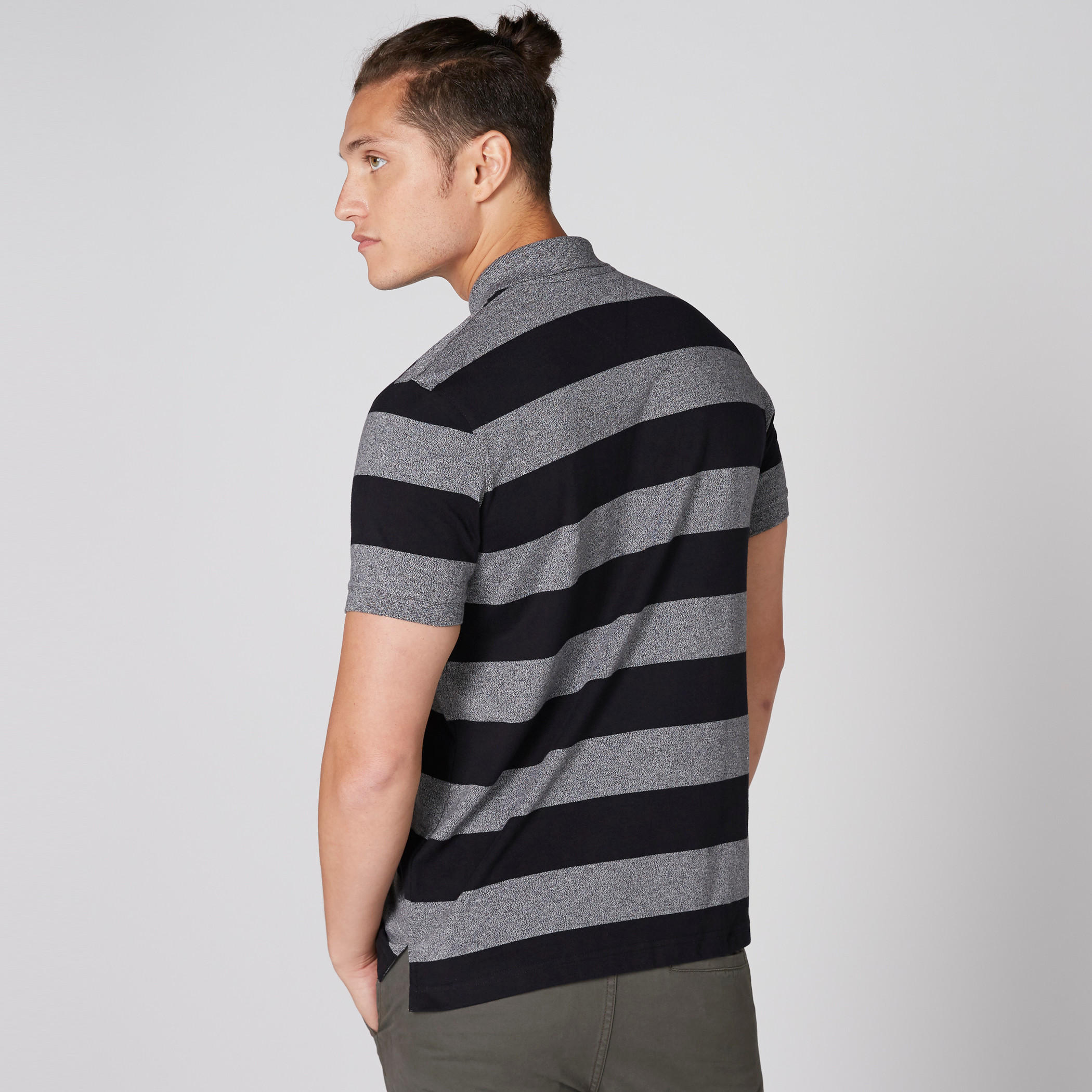 تيشيرت مقلّم بياقة بولو وأكمام قصيرة-men-clothing-tshirtsandpolos-polos-image-2
