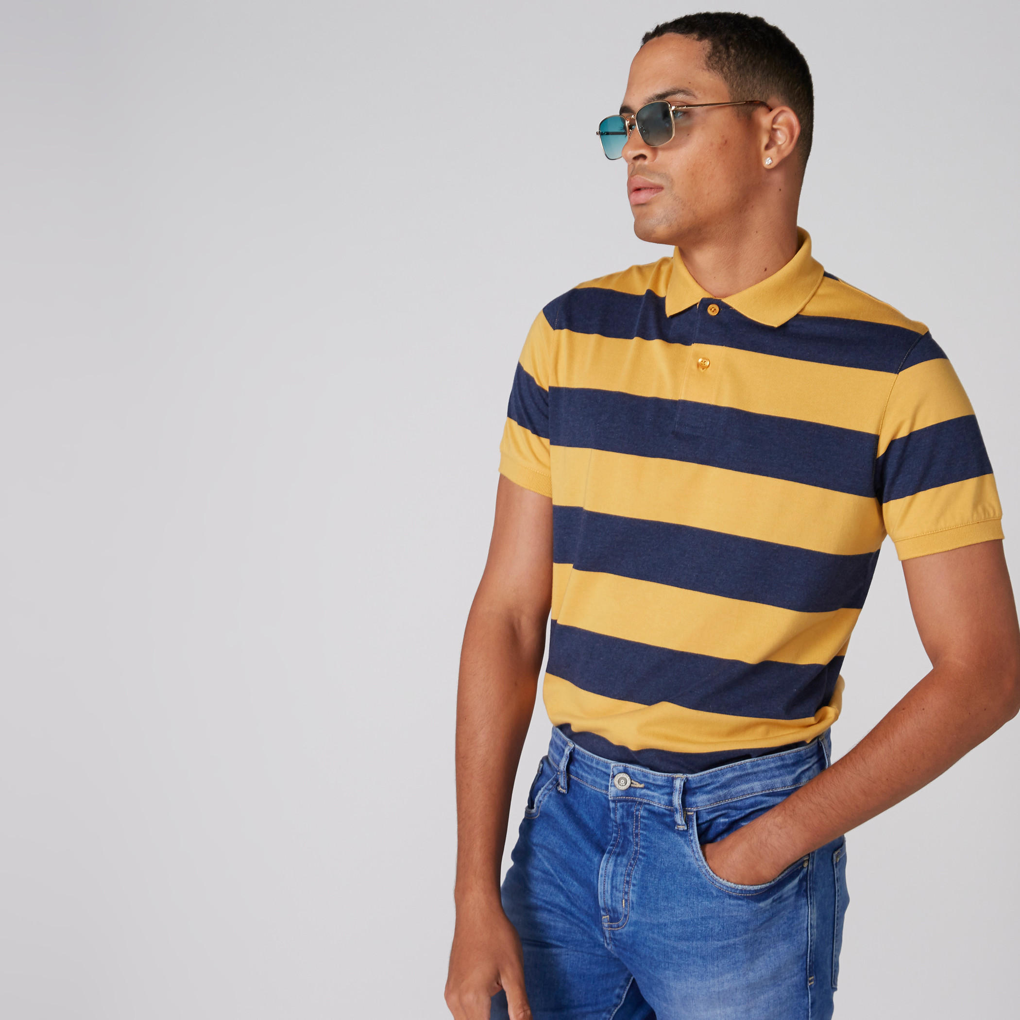 تيشيرت مقلّم بياقة بولو وأكمام قصيرة-men-clothing-tshirtsandpolos-polos-image-1