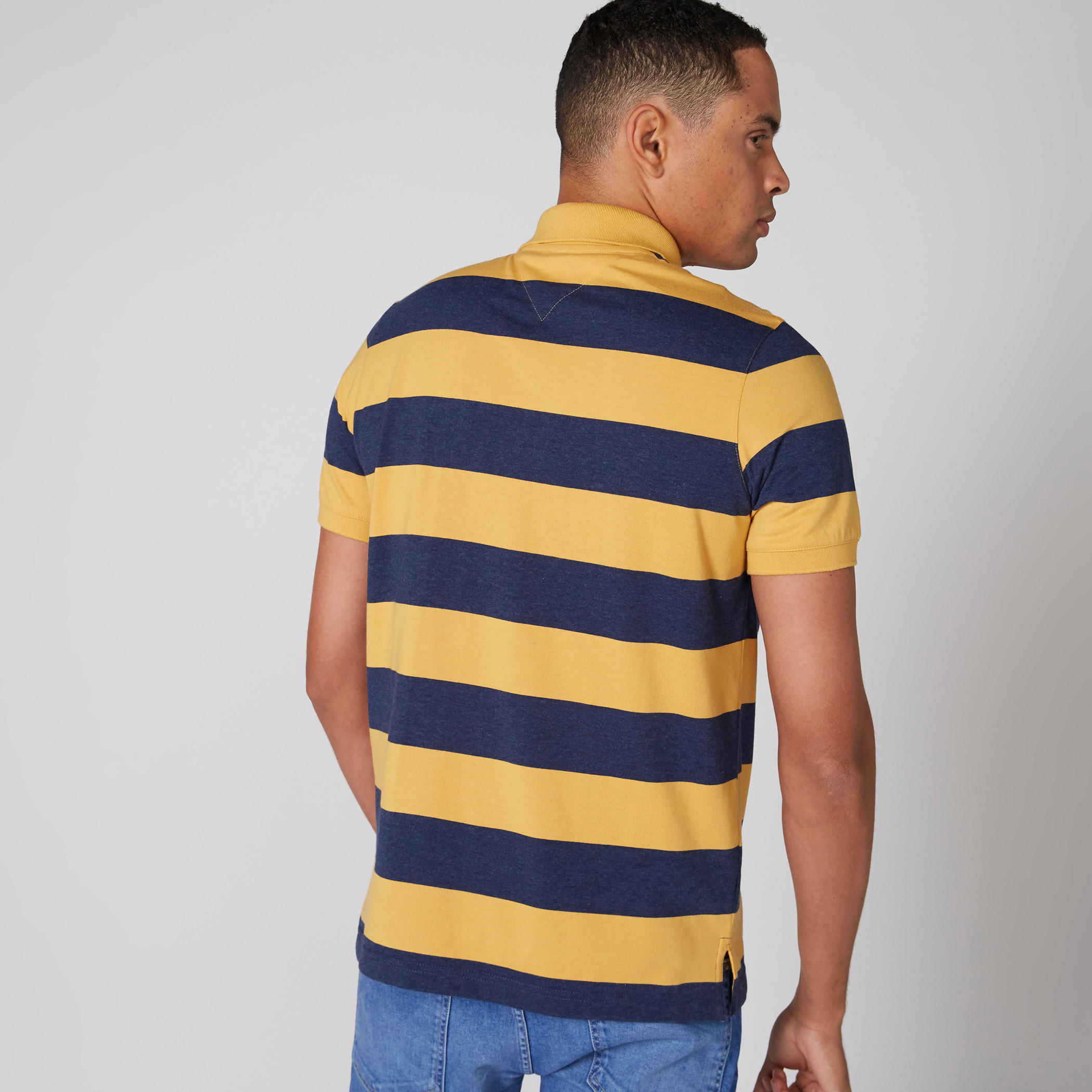 تيشيرت مقلّم بياقة بولو وأكمام قصيرة-men-clothing-tshirtsandpolos-polos-image-2