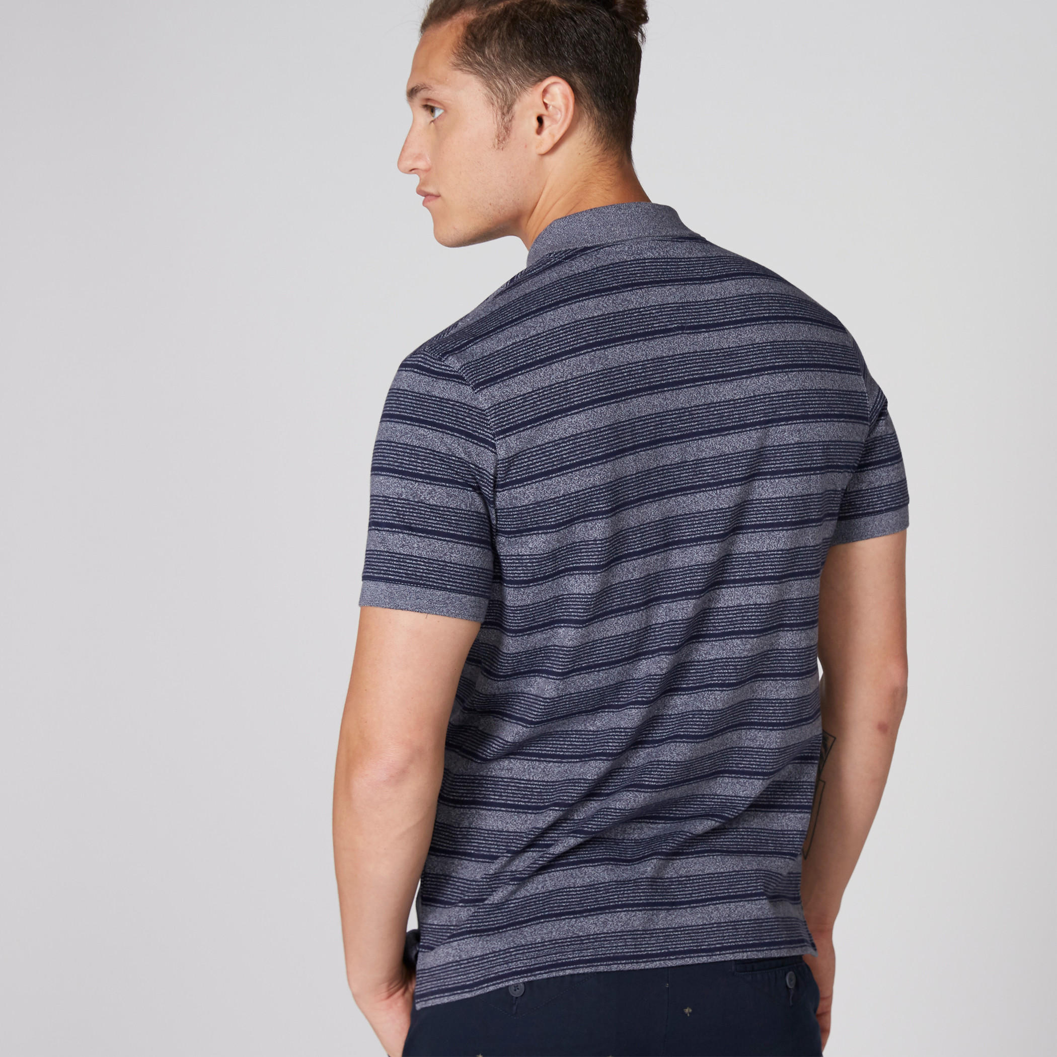 تيشيرت مقلّم بياقة بولو وأكمام قصيرة-men-clothing-tshirtsandpolos-polos-image-2