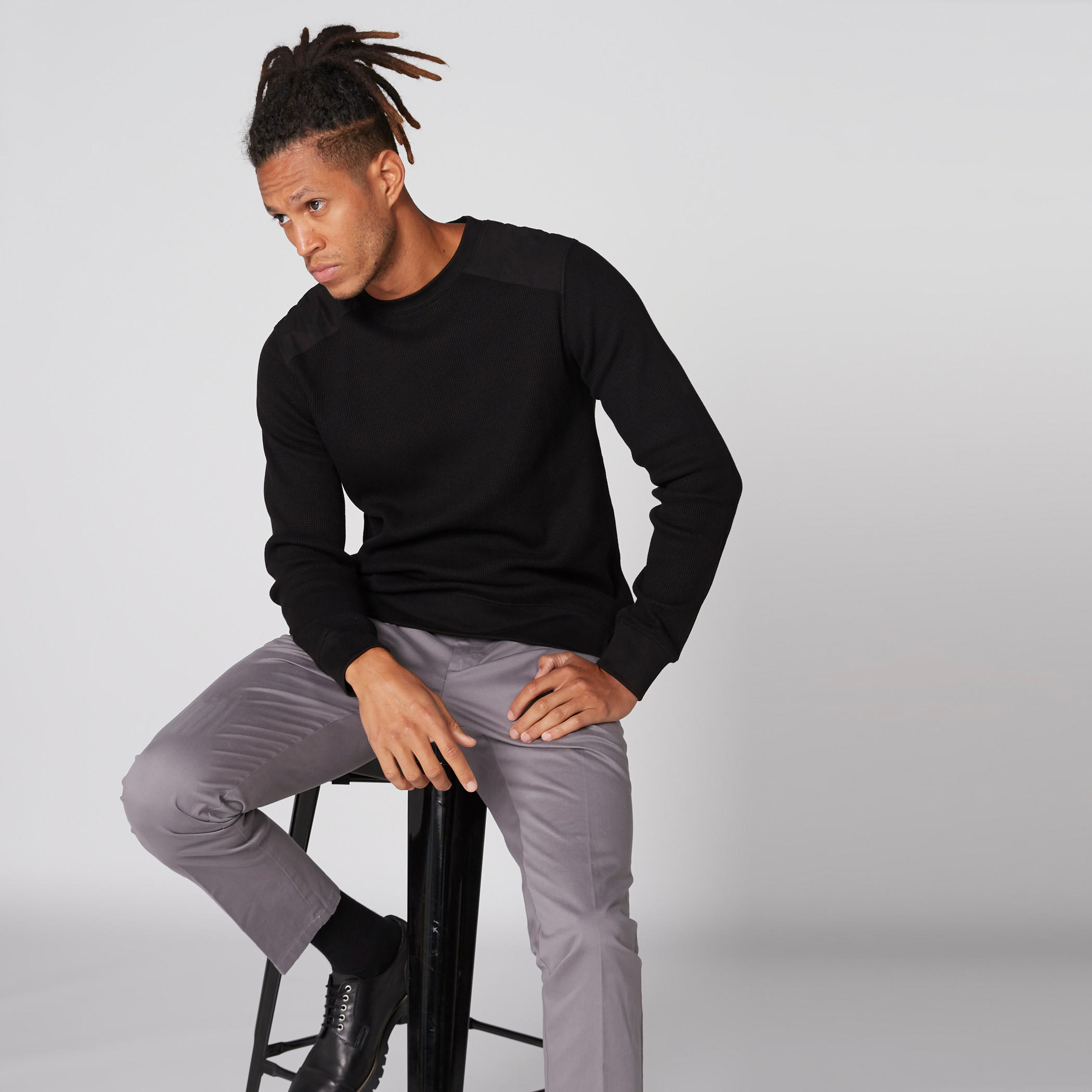 سويت شيرت بارز الملمس بياقة مستديرة وأكمام طويلة-men-winterwear-hoodiesandsweatshirts-image-12
