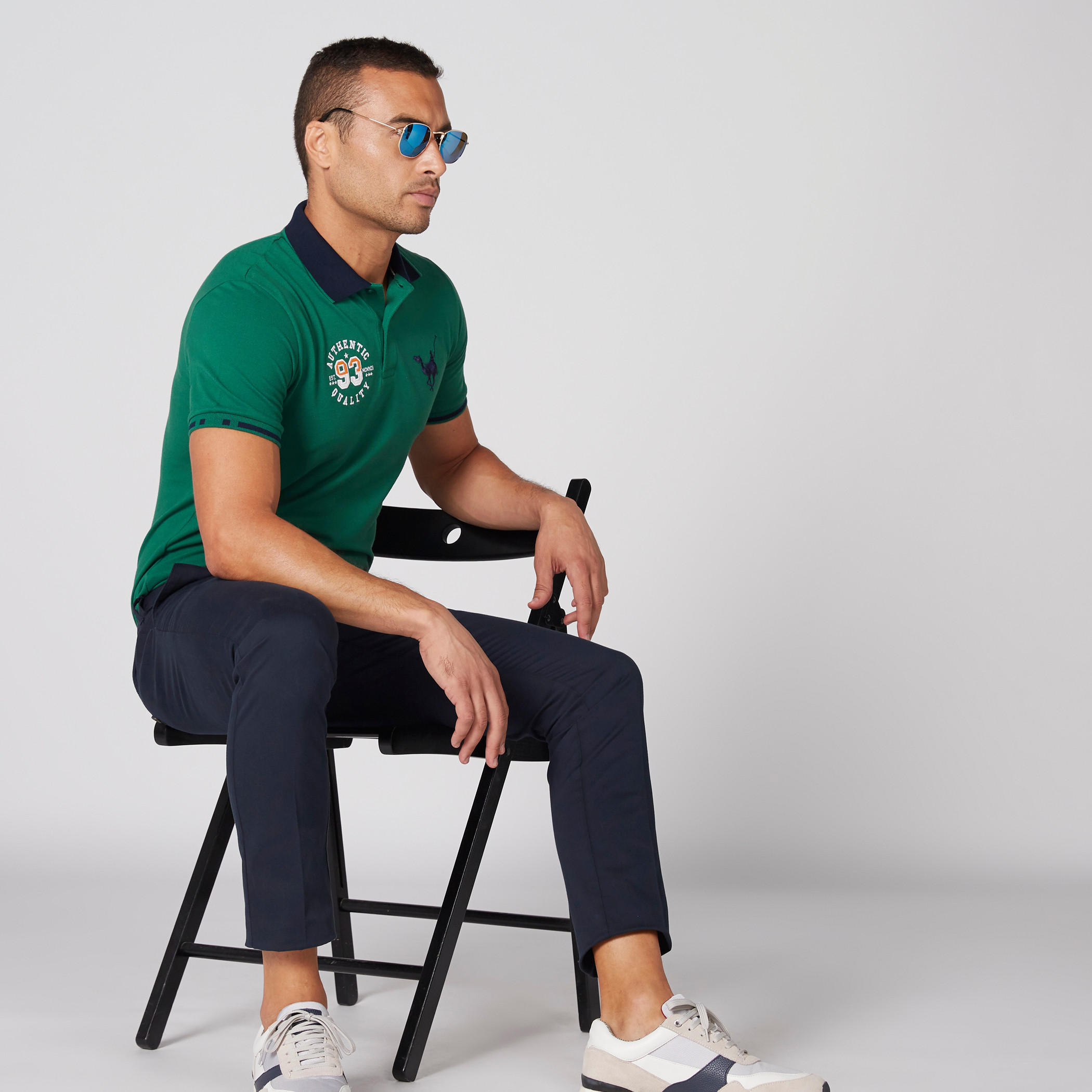 تيشيرت بارز الملمس بياقة بولو وأكمام قصيرة-men-clothing-tshirtsandpolos-polos-image-1