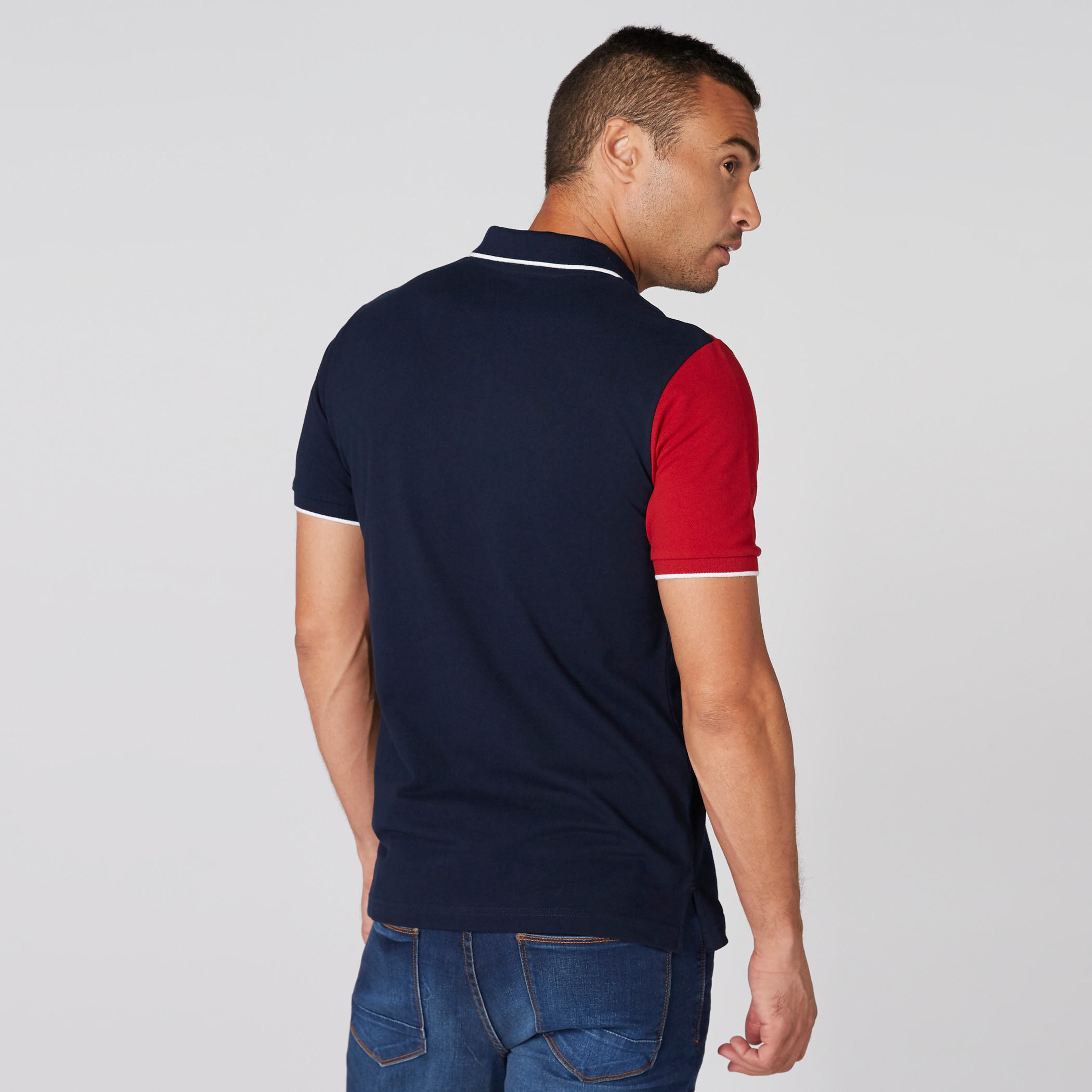 تيشيرت مطرّز بياقة بولو وأكمام قصيرة-men-clothing-tshirtsandpolos-polos-image-2