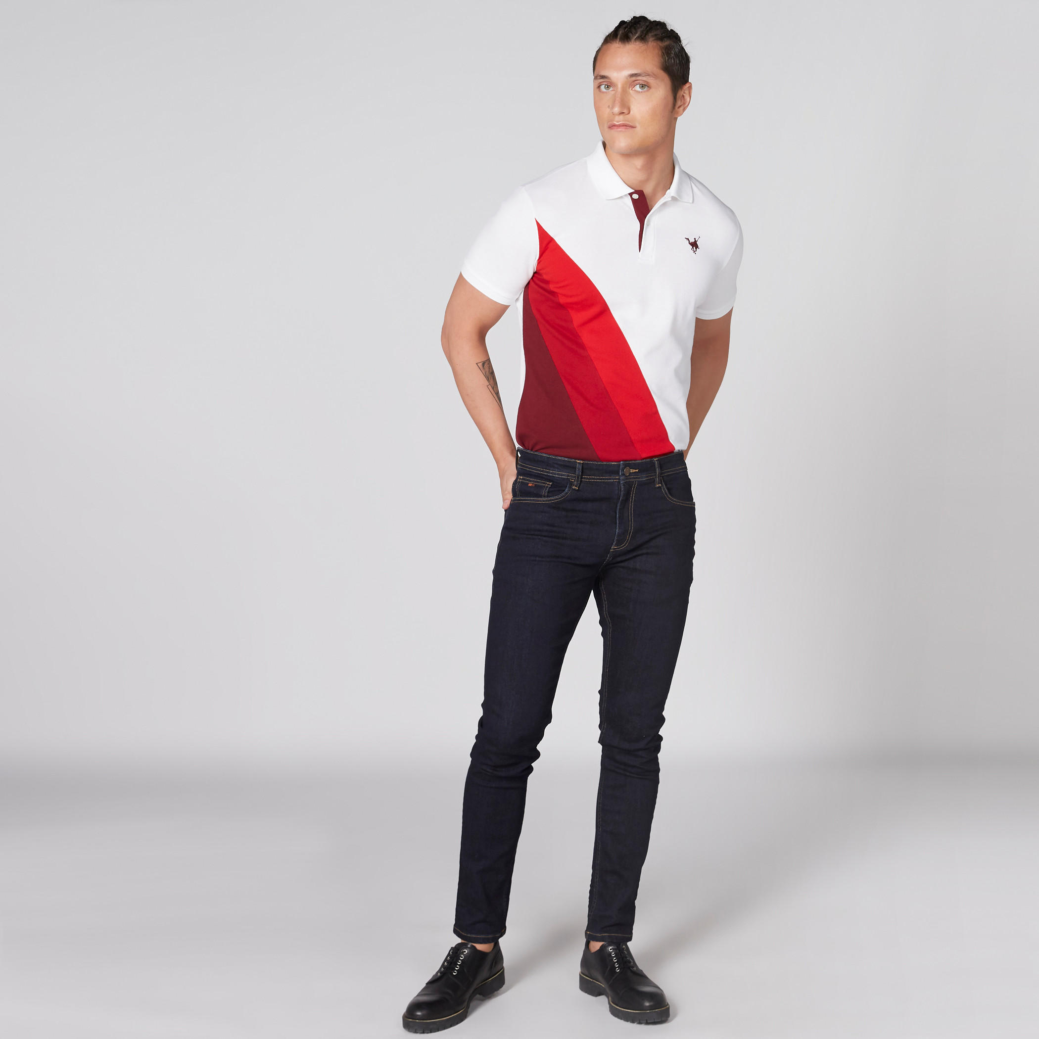 تيشيرت بياقة بولو وأكمام قصيرة وطبعات-men-clothing-tshirtsandpolos-polos-image-3
