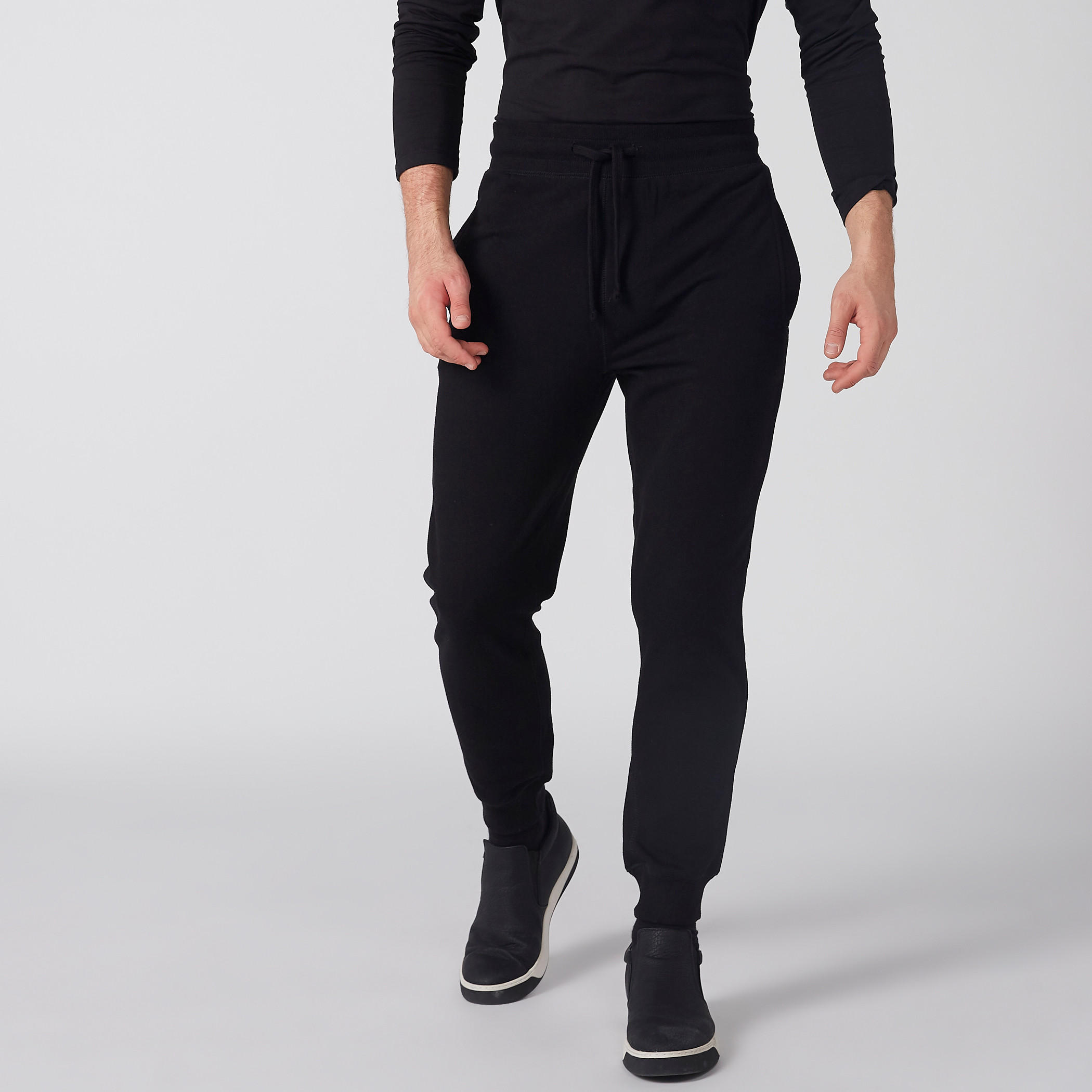 بنطال رياضي طويل برباط وجيوب-men-clothing-bottoms-joggers-image-3