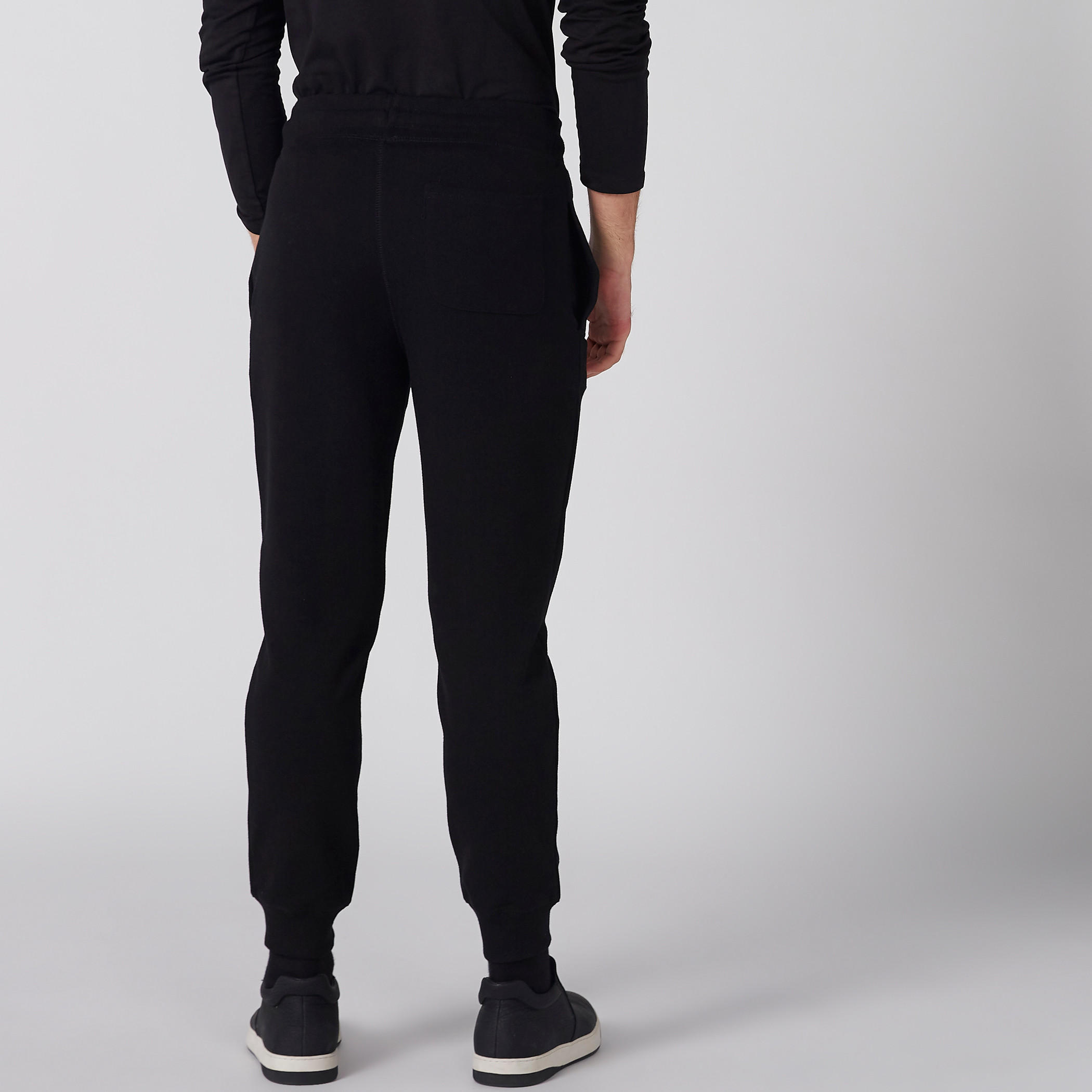 بنطال رياضي طويل برباط وجيوب-men-clothing-bottoms-joggers-image-4