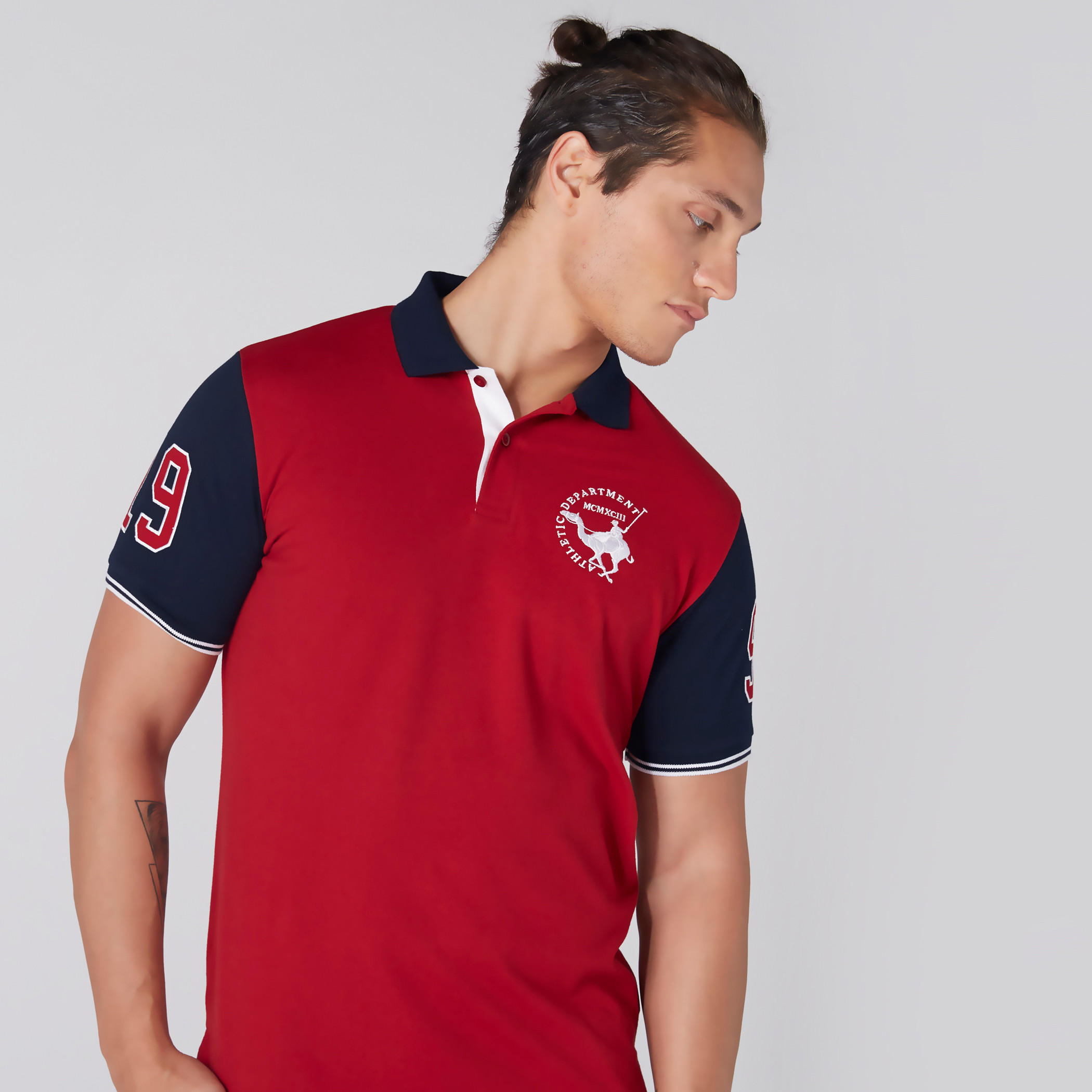 تيشرت بنقش مطبوع وياقة بولو وأكمام قصيرة-men-clothing-tshirtsandpolos-polos-image-2