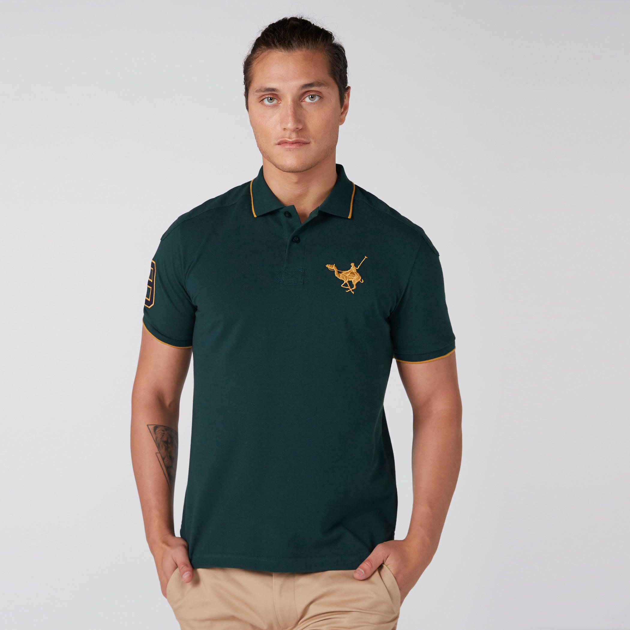 تيشرت بنقش مطبوع وياقة بولو وأكمام قصيرة-men-clothing-tshirtsandpolos-polos-image-2