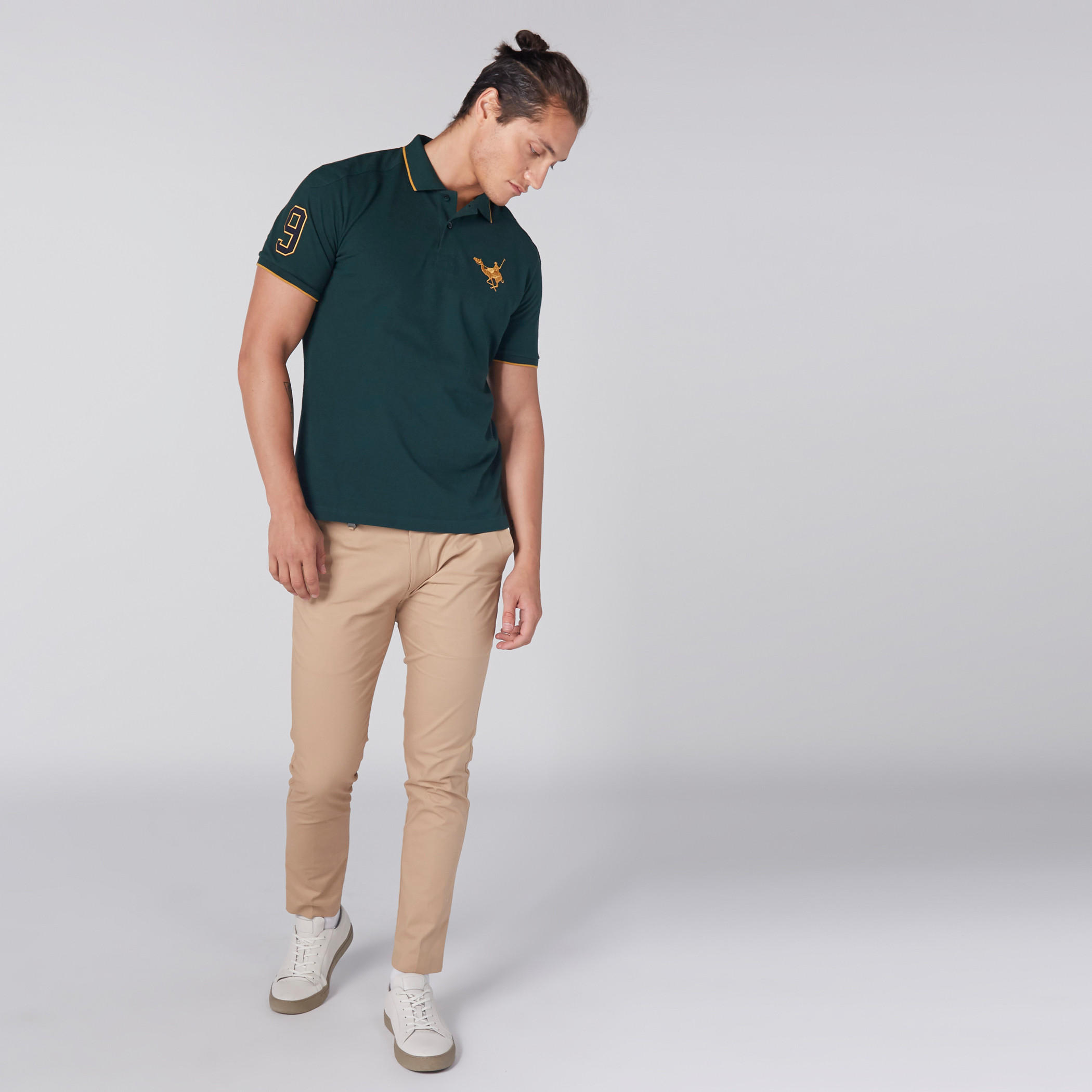 تيشرت بنقش مطبوع وياقة بولو وأكمام قصيرة-men-clothing-tshirtsandpolos-polos-image-4