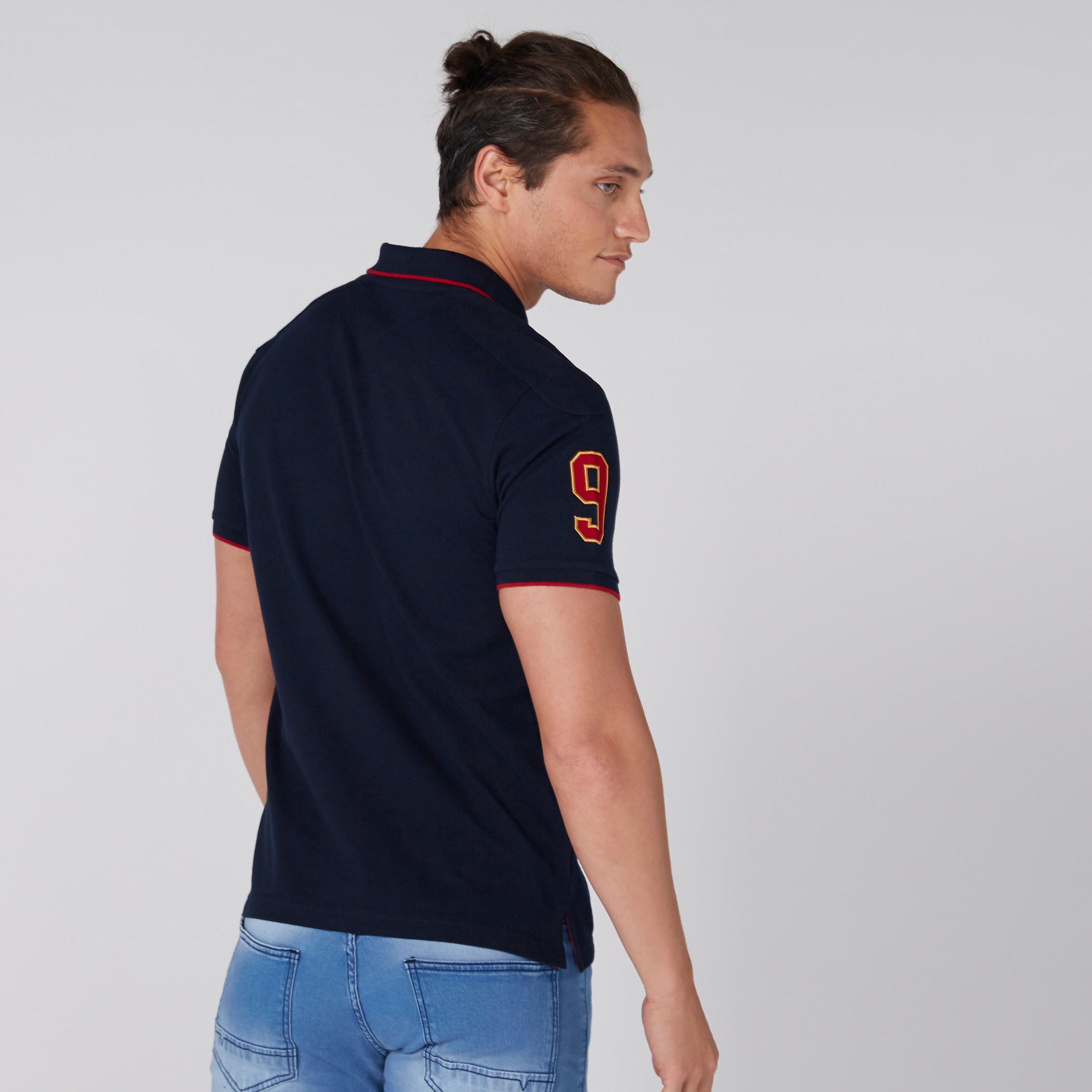 تيشيرت مطرّز بياقة بولو وأكمام قصيرة-men-clothing-tshirtsandpolos-polos-image-2