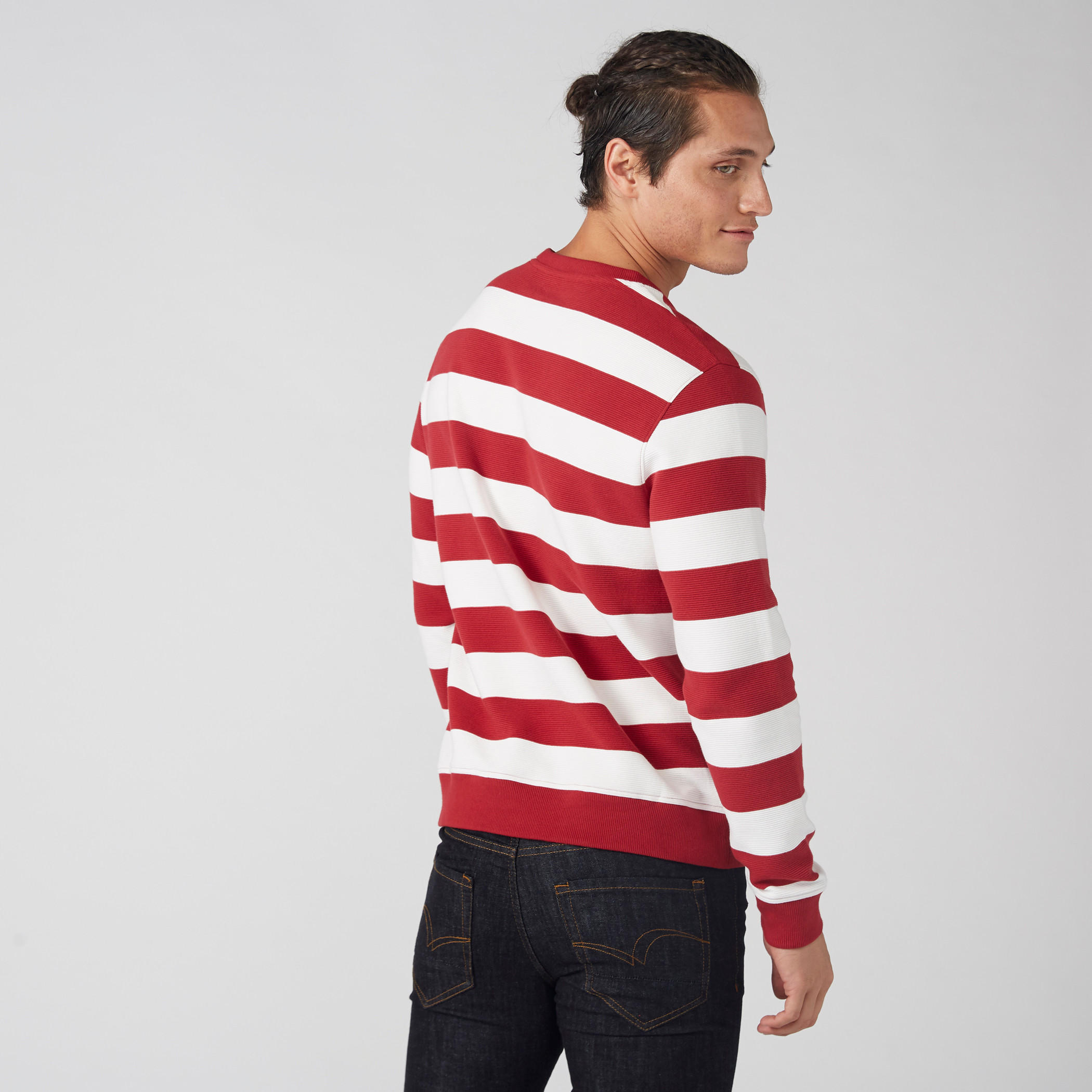 سويت شيرت مقلّم بأكمام طويلة-men-winterwear-hoodiesandsweatshirts-image-2