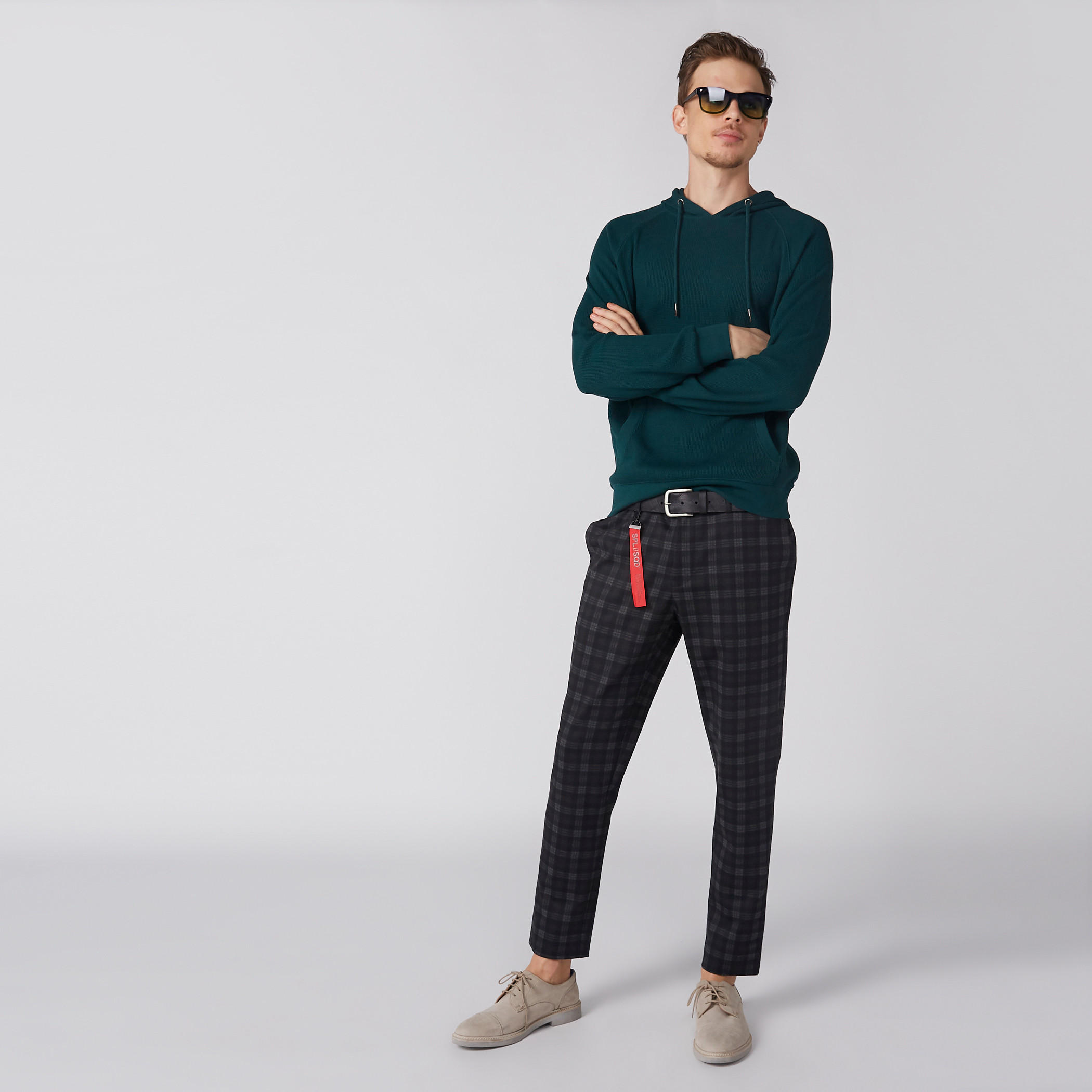 سويت شيرت بارز الملمس بجيوب وقبعة-men-winterwear-hoodiesandsweatshirts-image-4