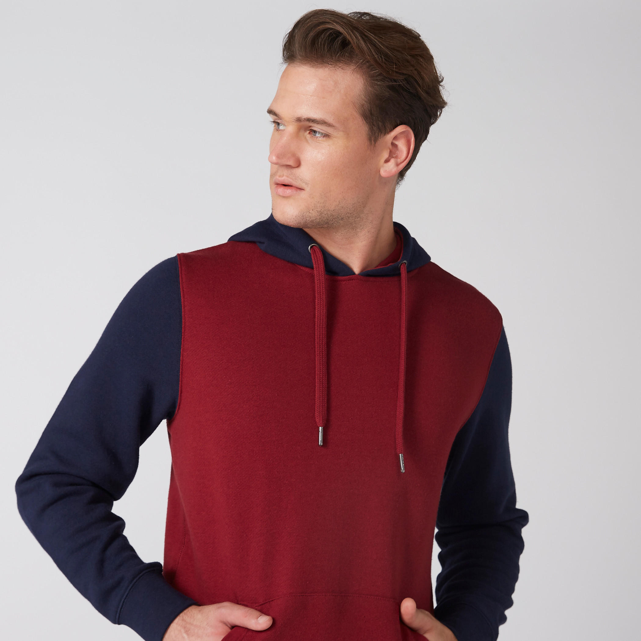 سويت شيرت بأكمام طويلة وجيوب وقبعة-men-winterwear-hoodiesandsweatshirts-image-4