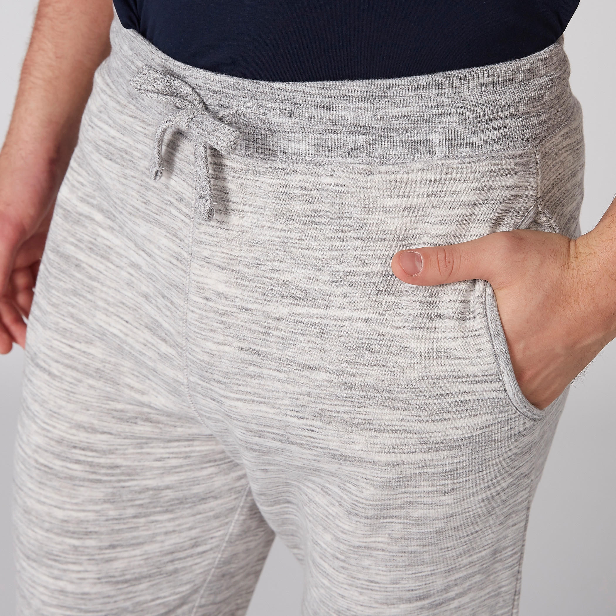 بنطال رياضي طويل ميلانج بطبعات وخصر مطاطي-men-clothing-bottoms-joggers-image-4