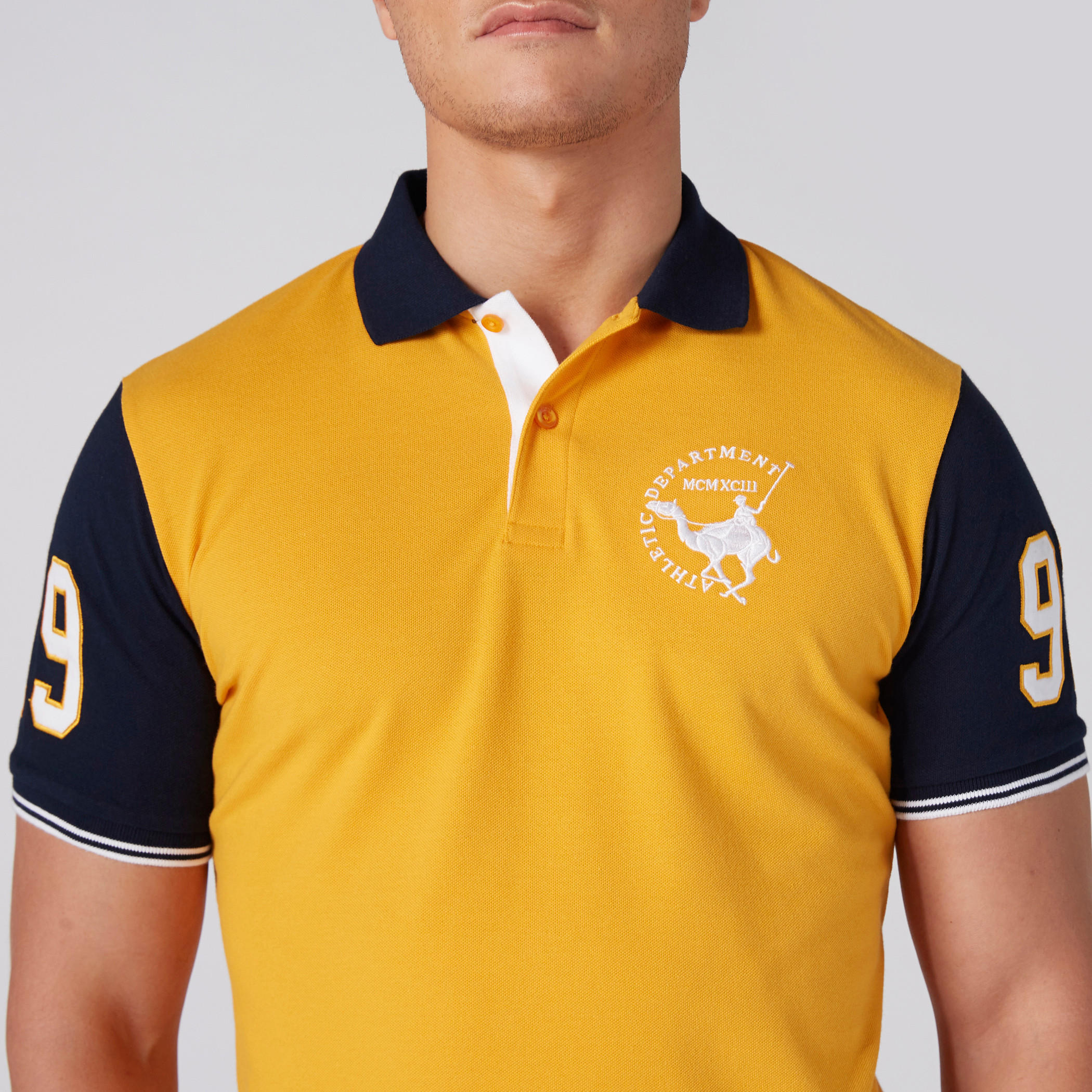 تيشرت بنقش مطبوع وياقة بولو وأكمام قصيرة-men-clothing-tshirtsandpolos-polos-image-3