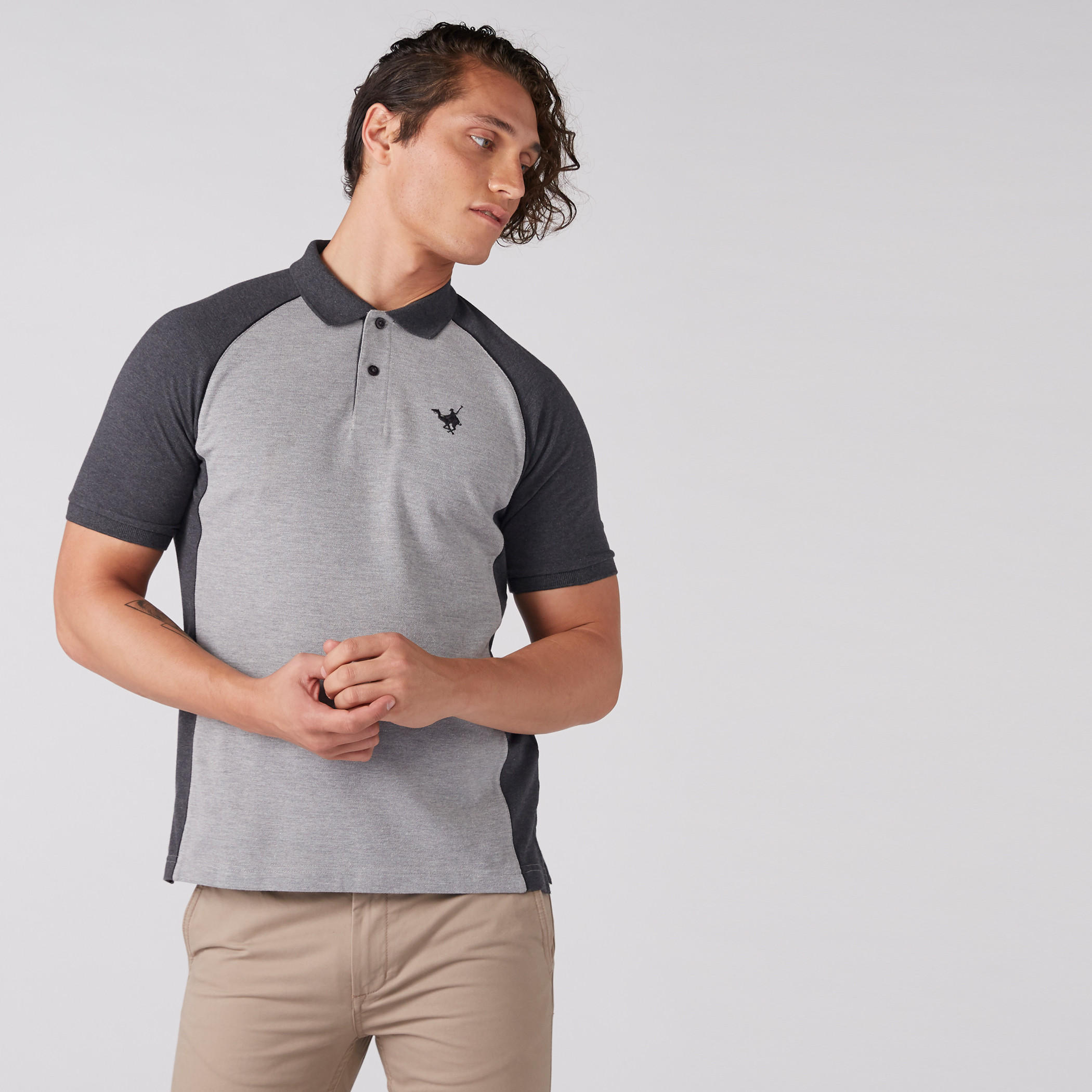 تيشيرت بياقة بولو وبأكمام قصيرة-men-clothing-tshirtsandpolos-polos-image-1