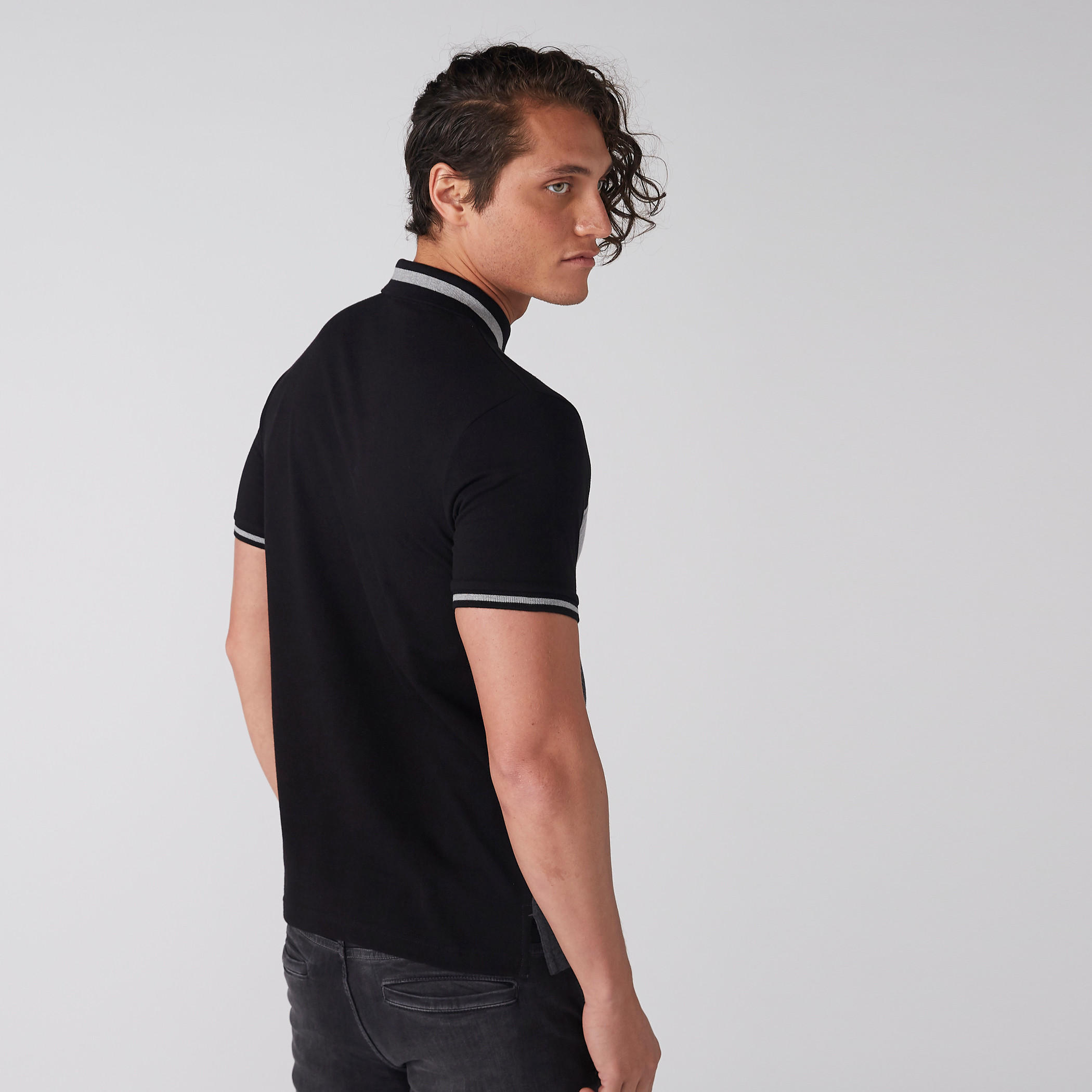 تيشيرت بياقة بولو وأكمام قصيرة-men-clothing-tshirtsandpolos-polos-image-2