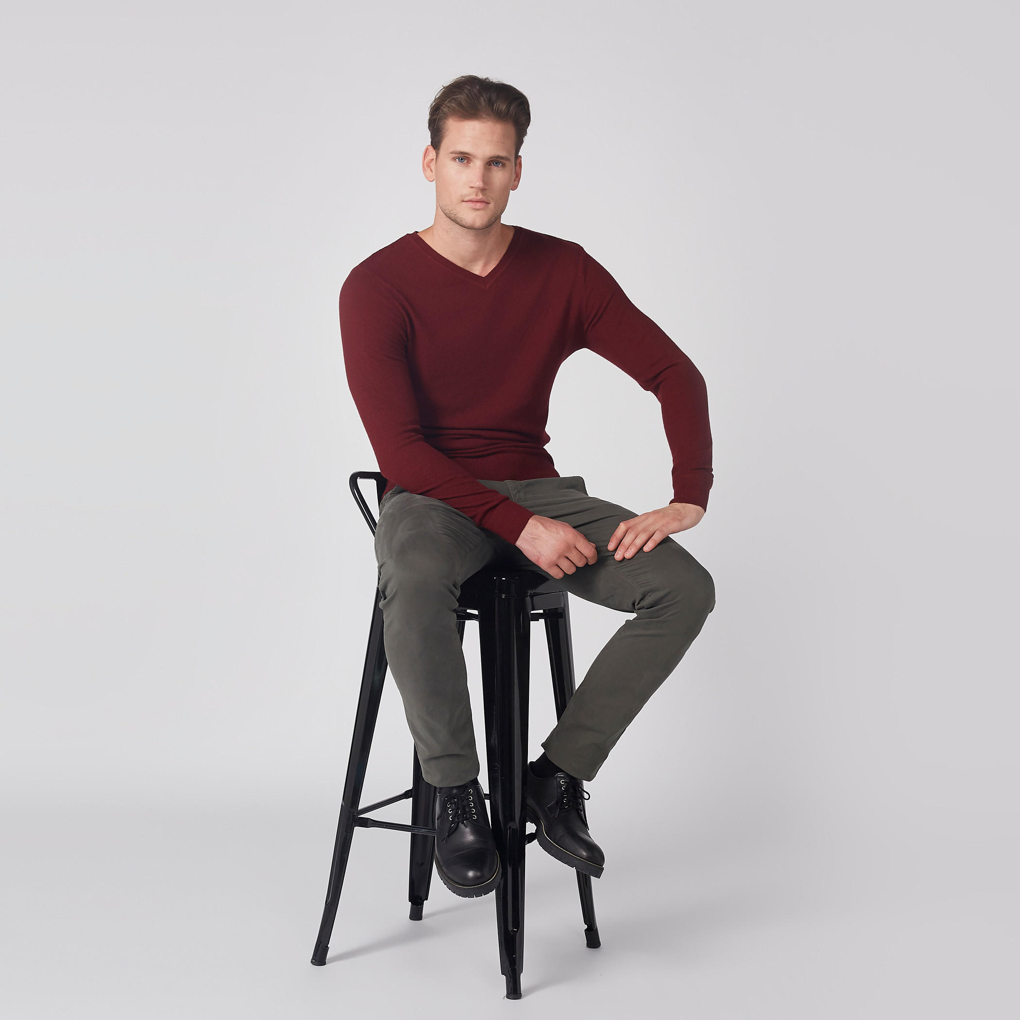 سويتر بياقة V وأكمام طويلة-men-clothing-sweatersandpullovers-image-2