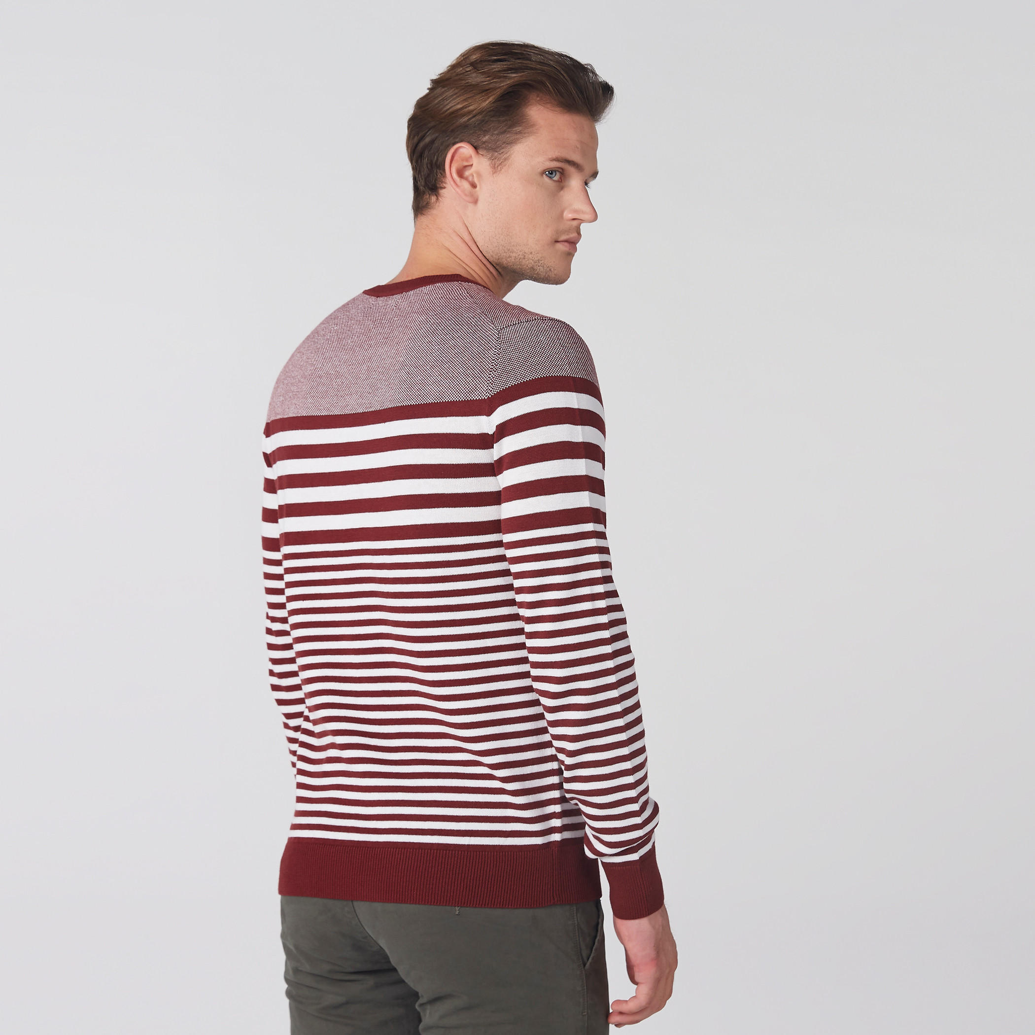 سويتر مقلّم بياقة V وأكمام طويلة-men-clothing-sweatersandpullovers-image-4