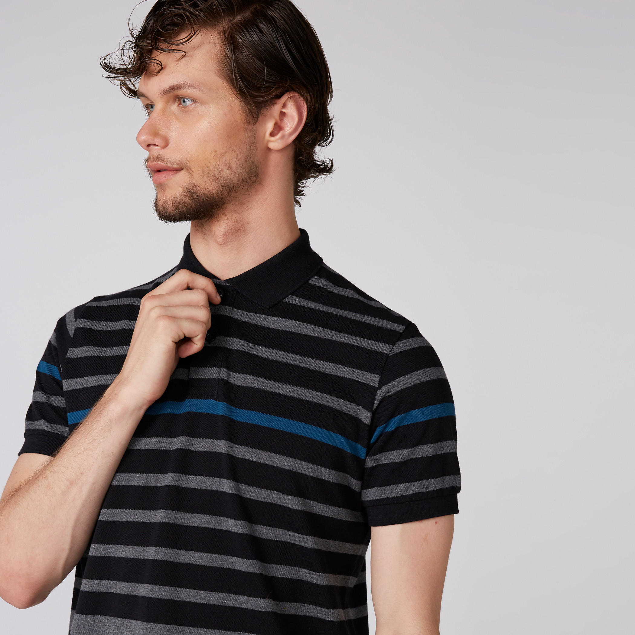 تيشيرت مقلّم بياقة بولو وأكمام قصيرة-men-clothing-tshirtsandpolos-polos-image-4