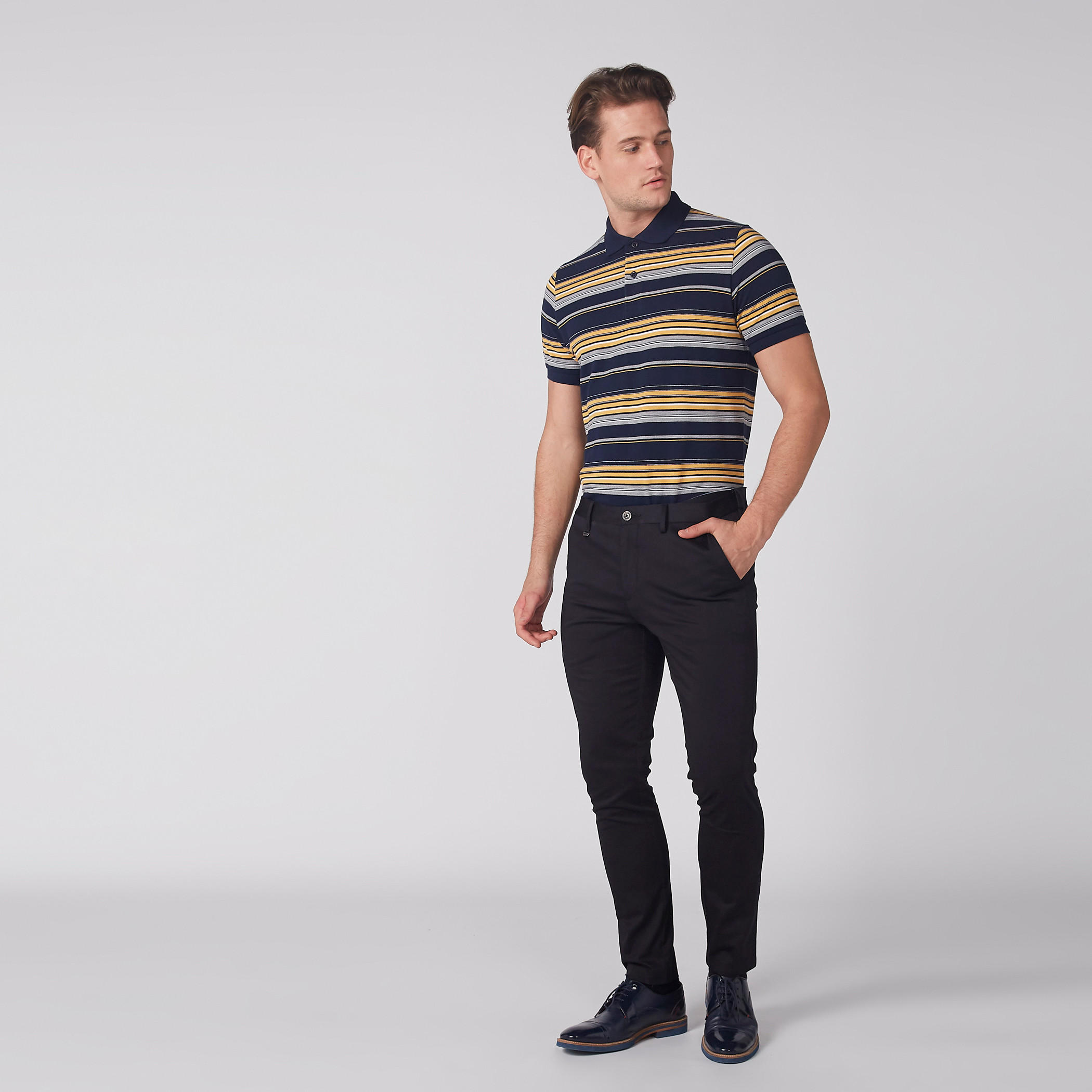 تيشيرت مقلّم بياقة بولو وأكمام قصيرة-men-clothing-tshirtsandpolos-polos-image-2