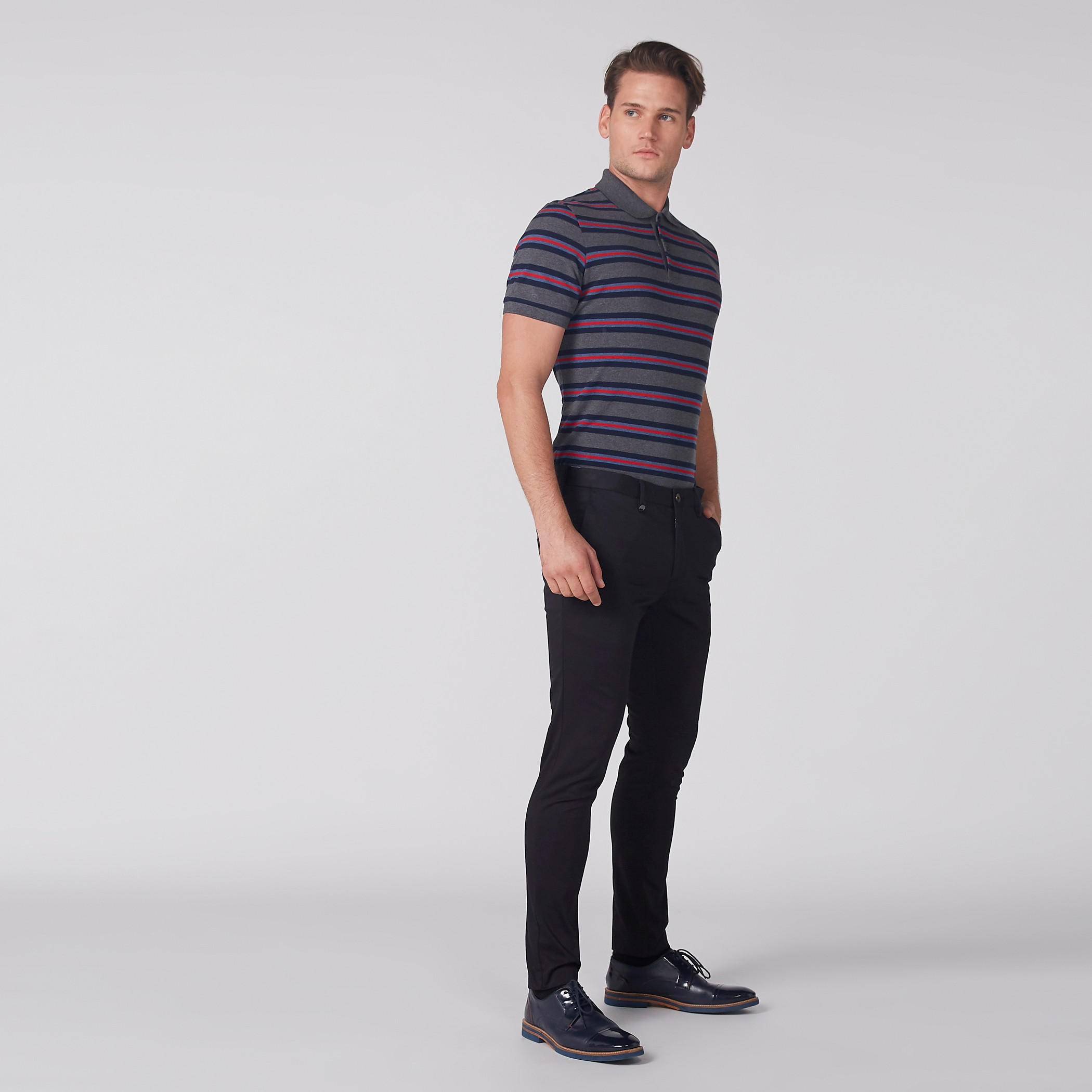 تيشيرت مقلّم بياقة بولو وأكمام قصيرة-men-clothing-tshirtsandpolos-polos-image-3