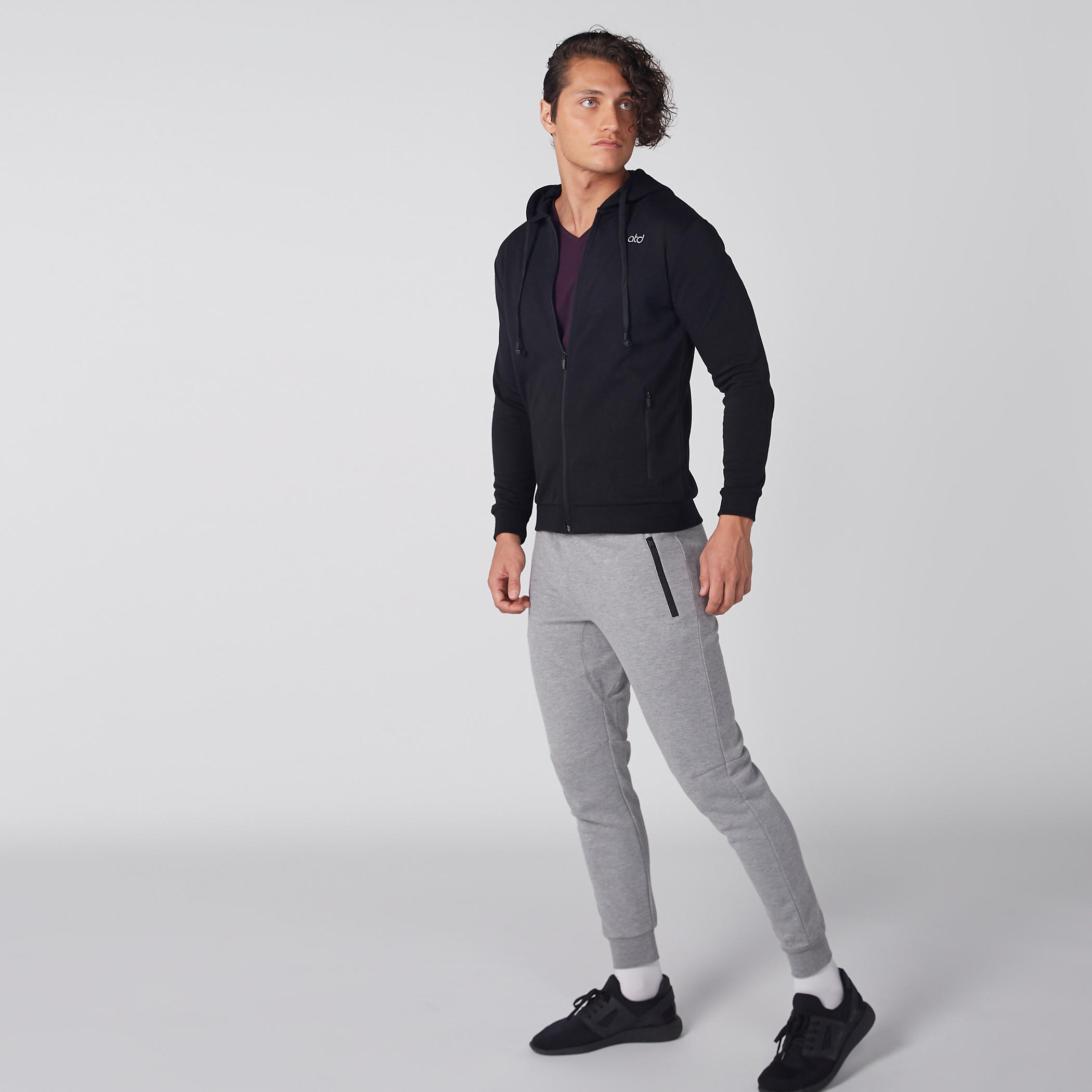 تيشيرت بأكمام قصيرة وياقة V-men-clothing-tshirtsandpolos-tshirts-image-2