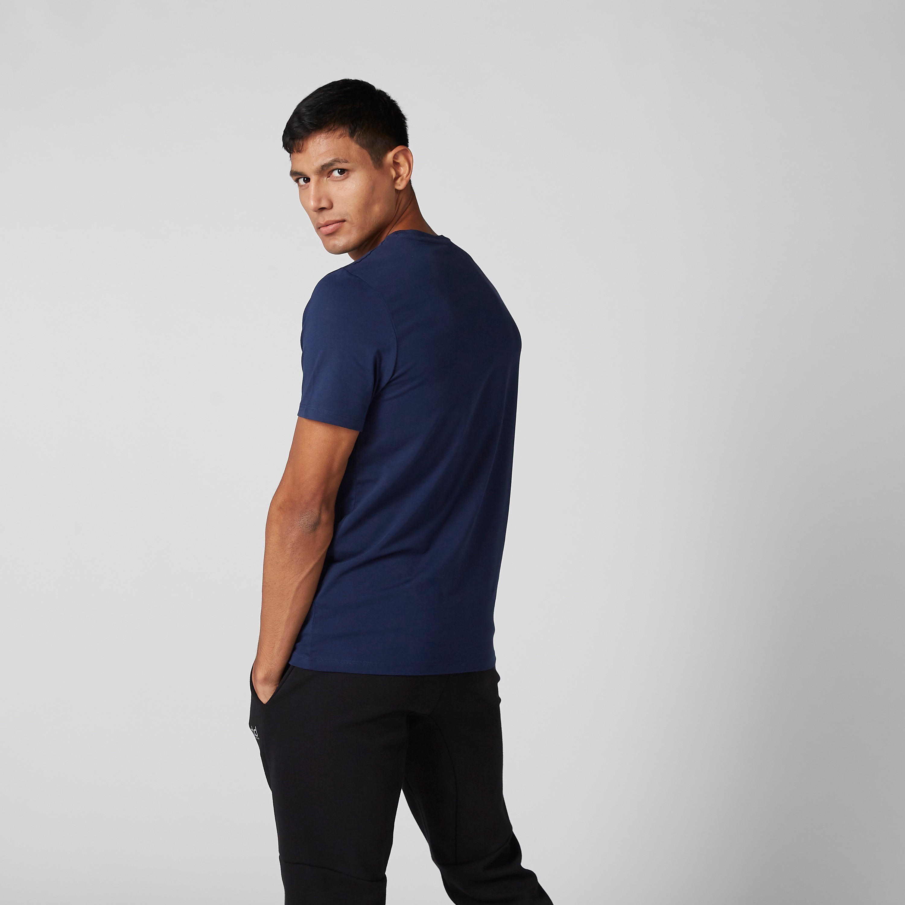 تيشيرت بياقة مستديرة وأكمام قصيرة-men-clothing-tshirtsandpolos-tshirts-image-3
