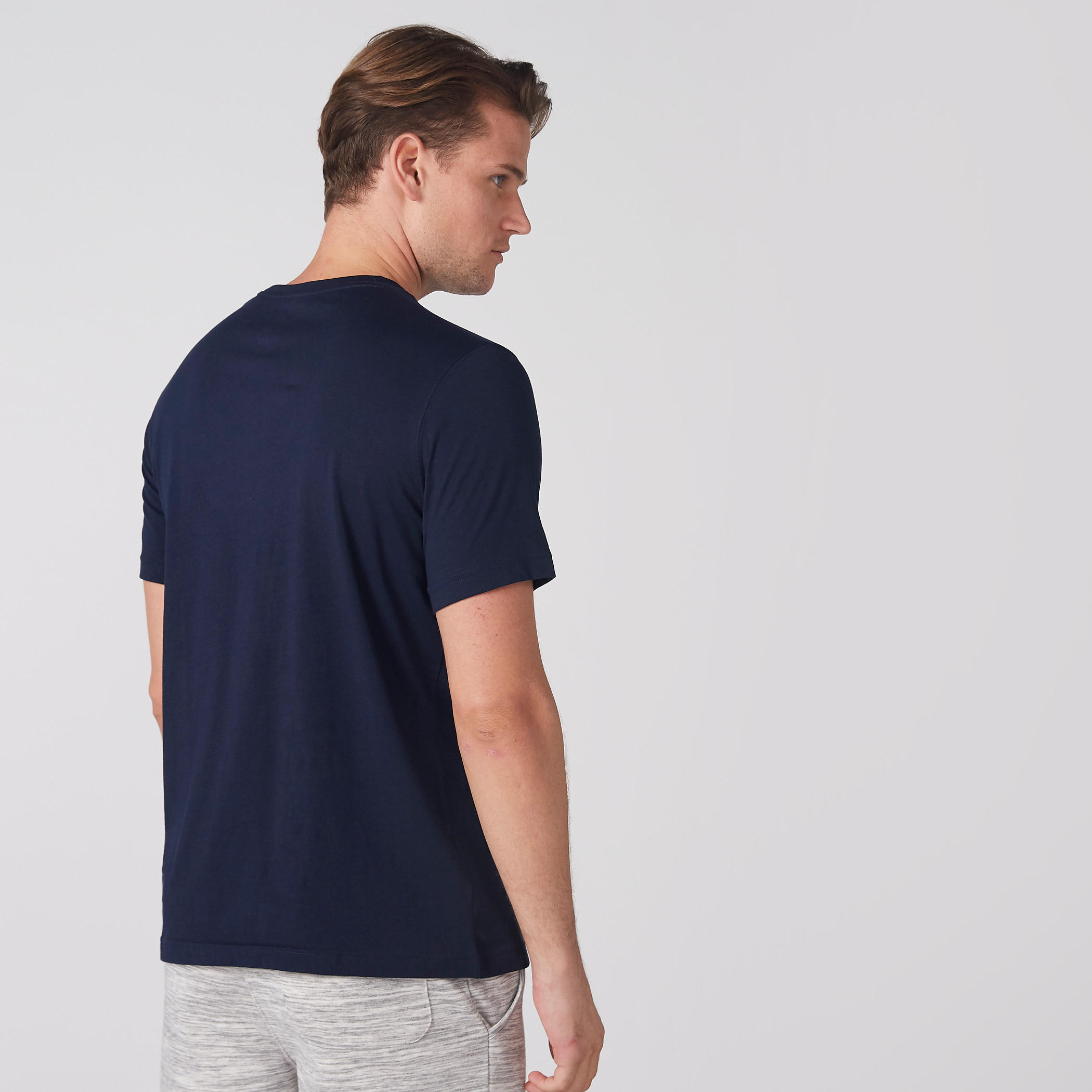 تيشيرت بياقة مستديرة وأكمام قصيرة وطبعات-men-clothing-tshirtsandpolos-tshirts-image-4