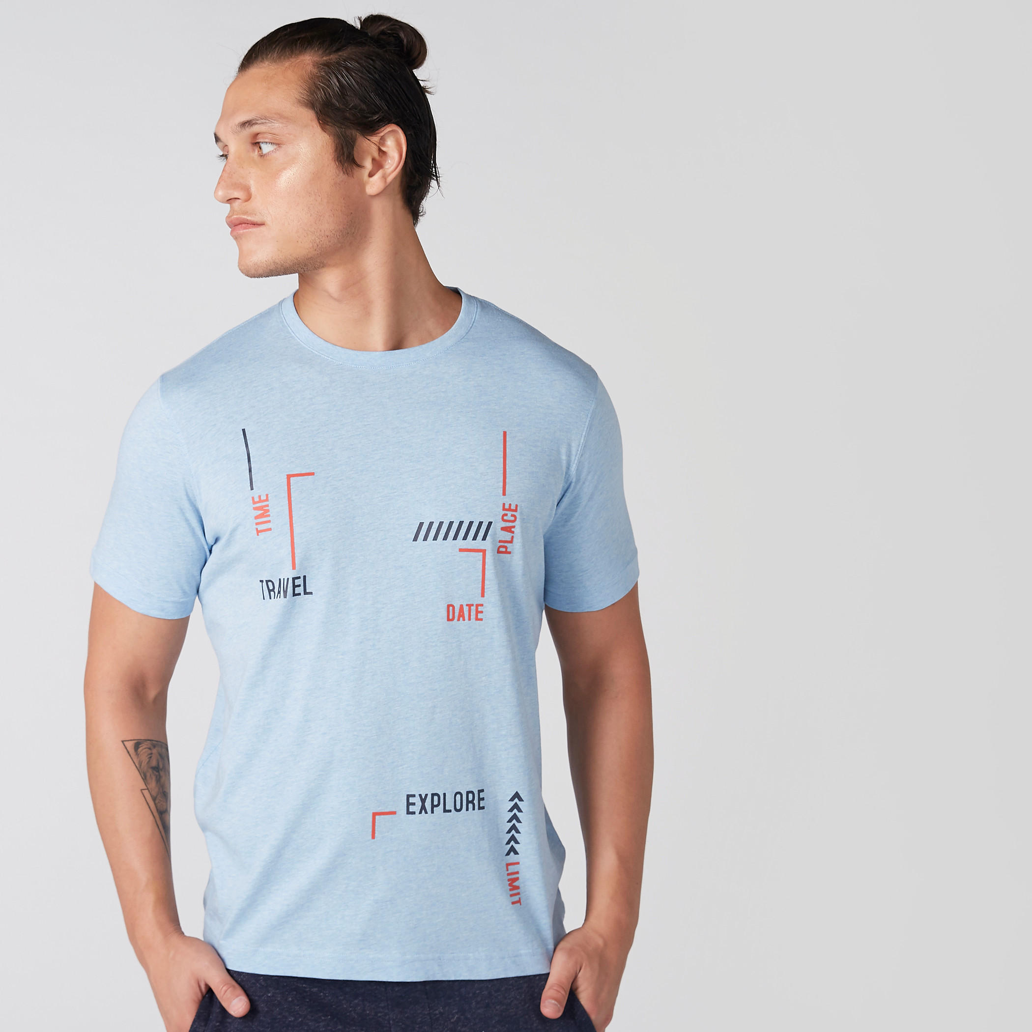 تيشيرت بطبعات وأكمام قصيرة-men-clothing-tshirtsandpolos-tshirts-image-1