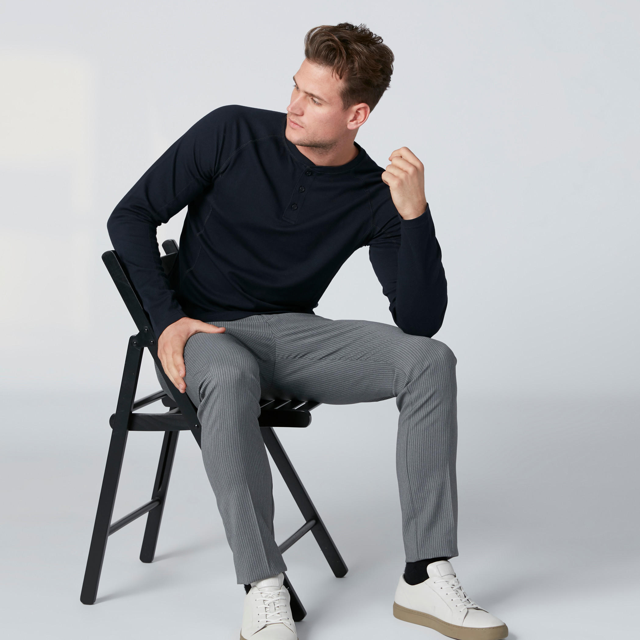 تيشيرت بأكمام مغايرة وياقة هينلي-men-clothing-tshirtsandpolos-tshirts-image-3