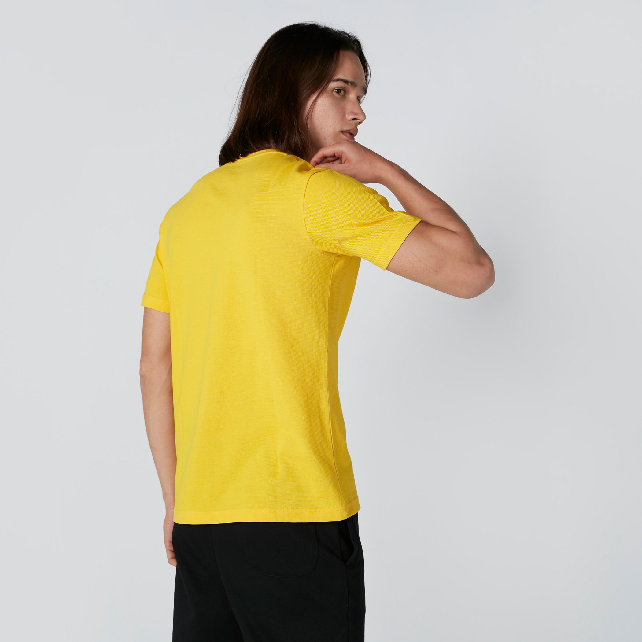 تيشيرت بياقة دائرية وأكمام قصيرة-men-clothing-tshirtsandpolos-tshirts-image-2